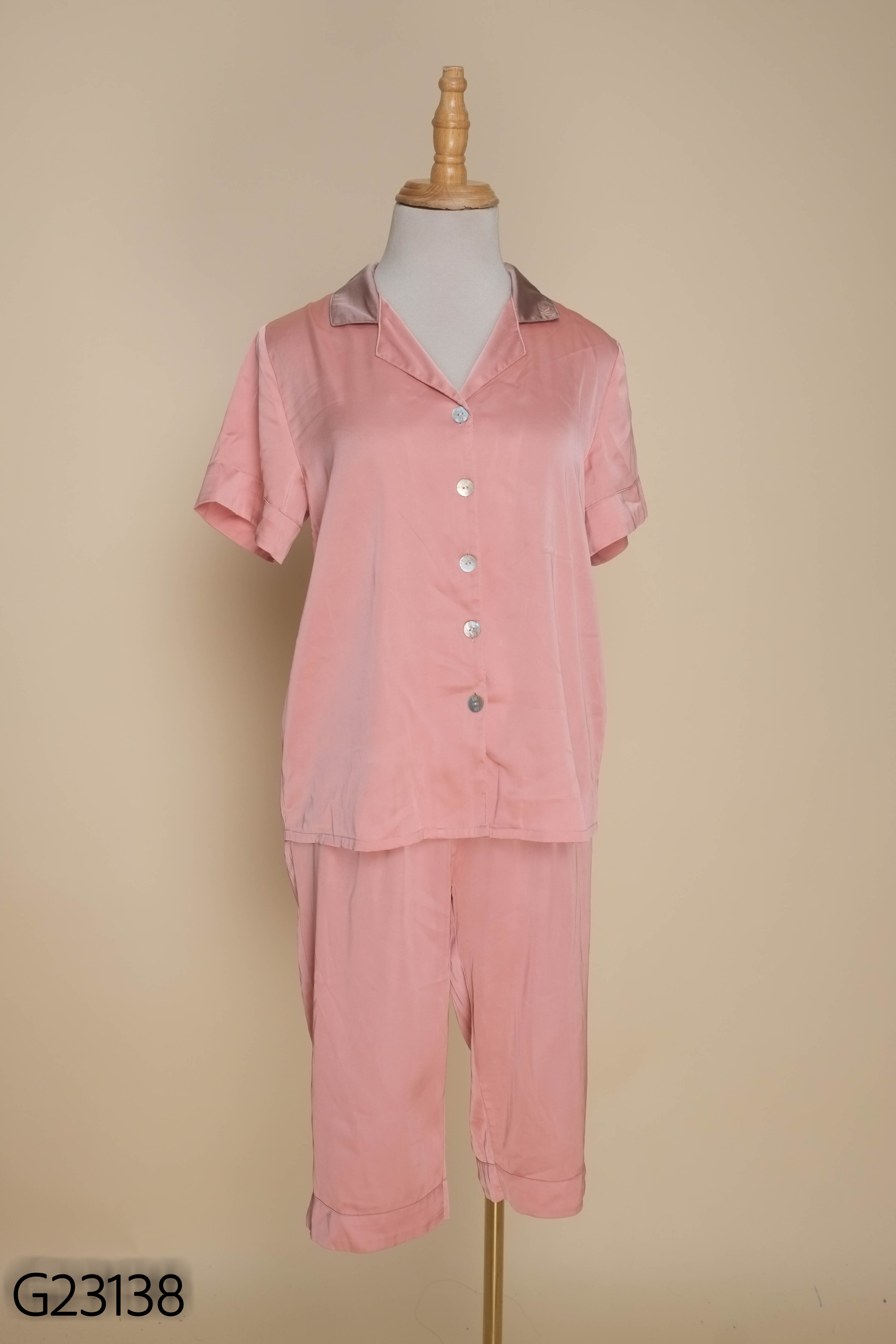 Set lụa hồng IK OUTFIT