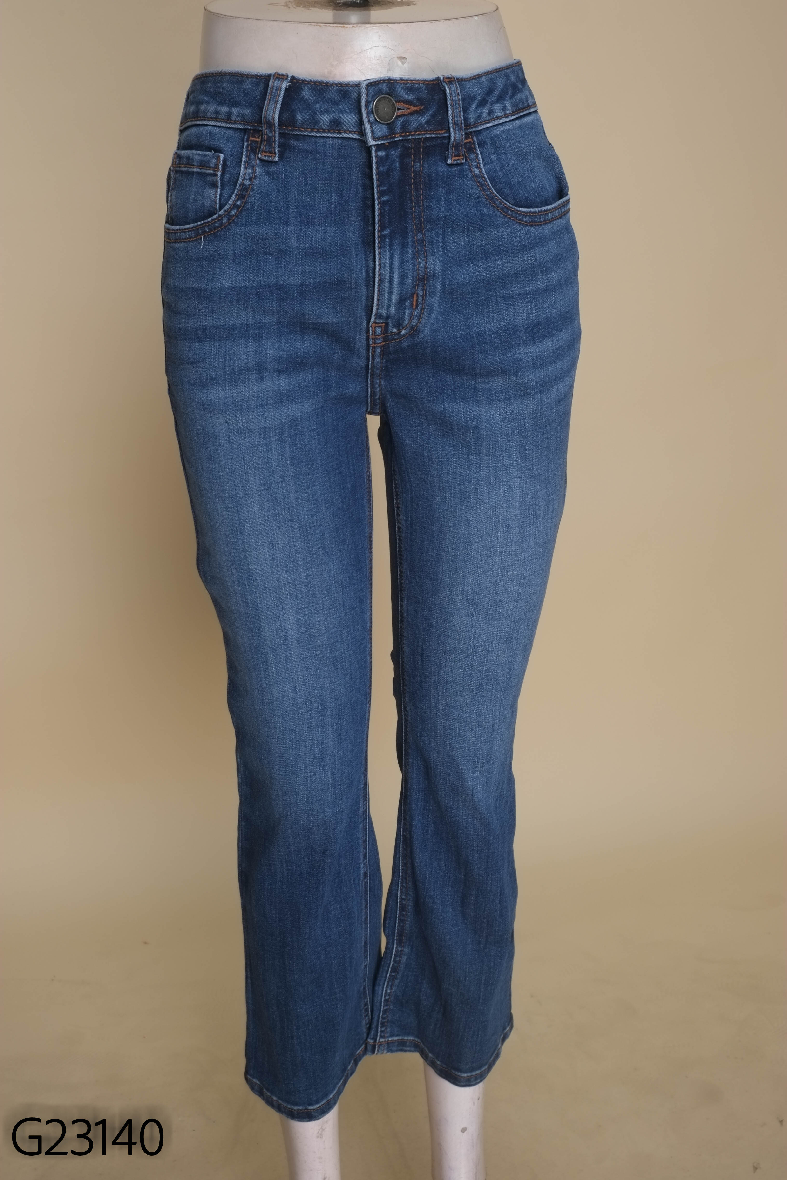 Quần jeans xanh YODY ống đứng