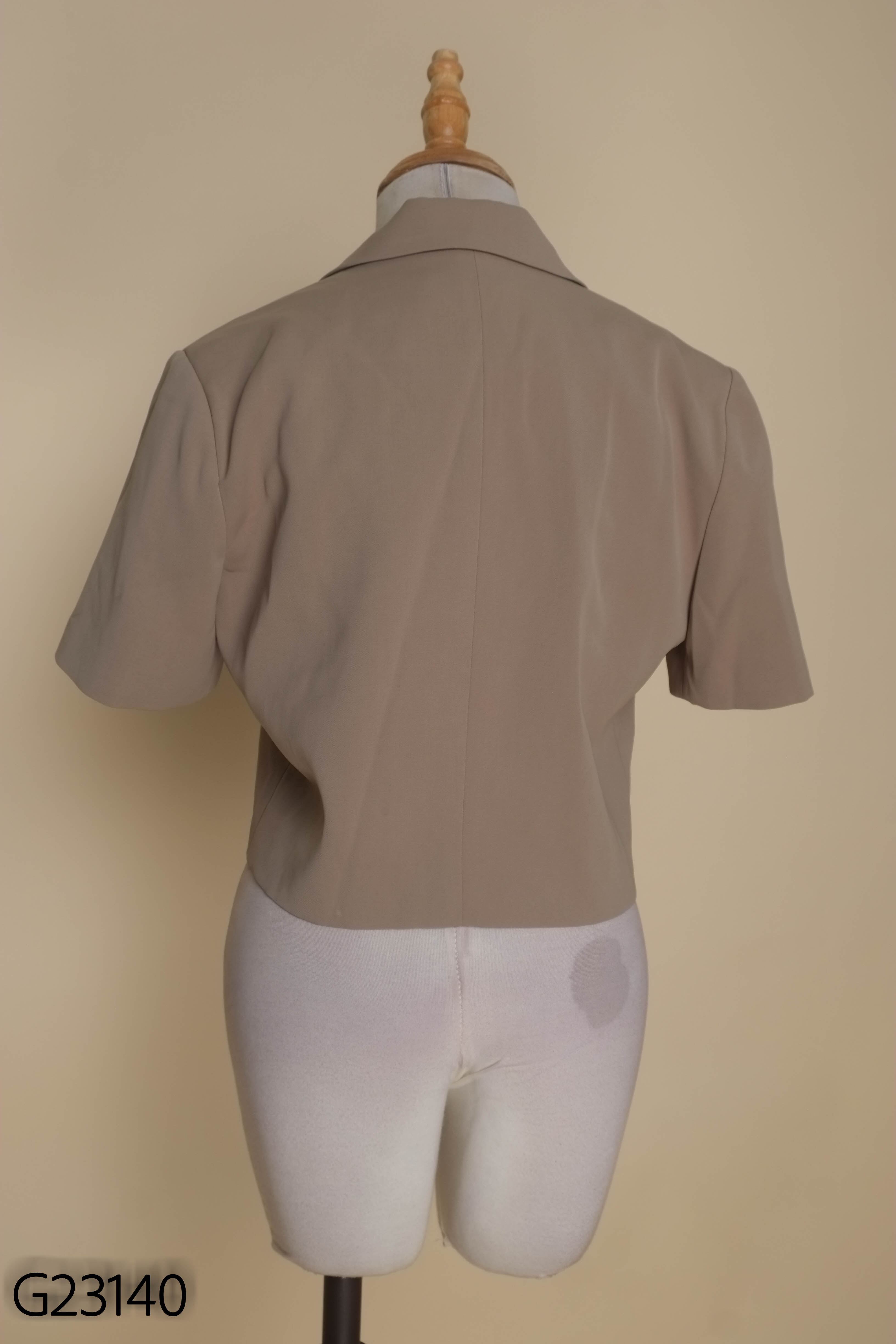 Áo nâu YISDAR cổ vest