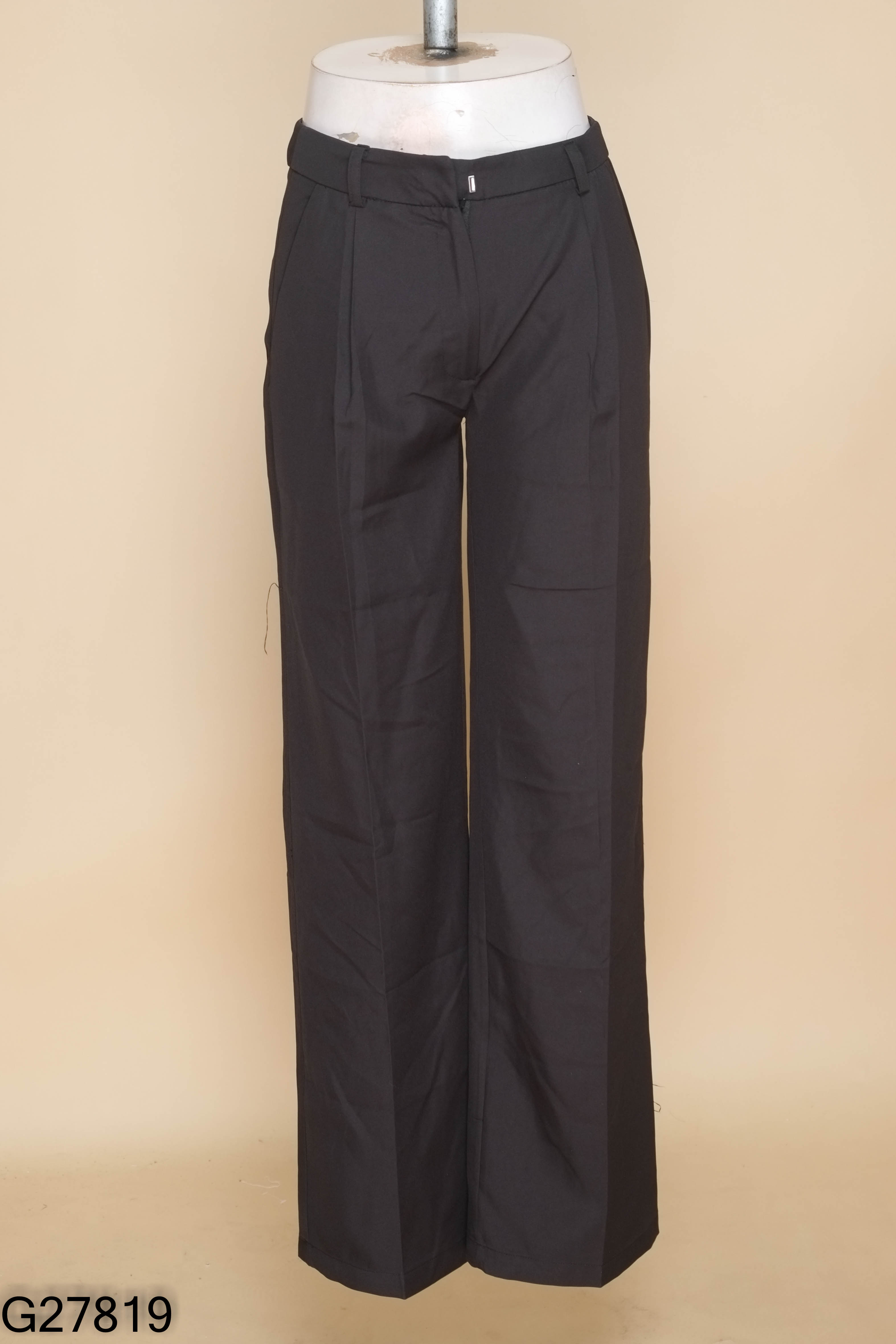 Quần MIXXO đen