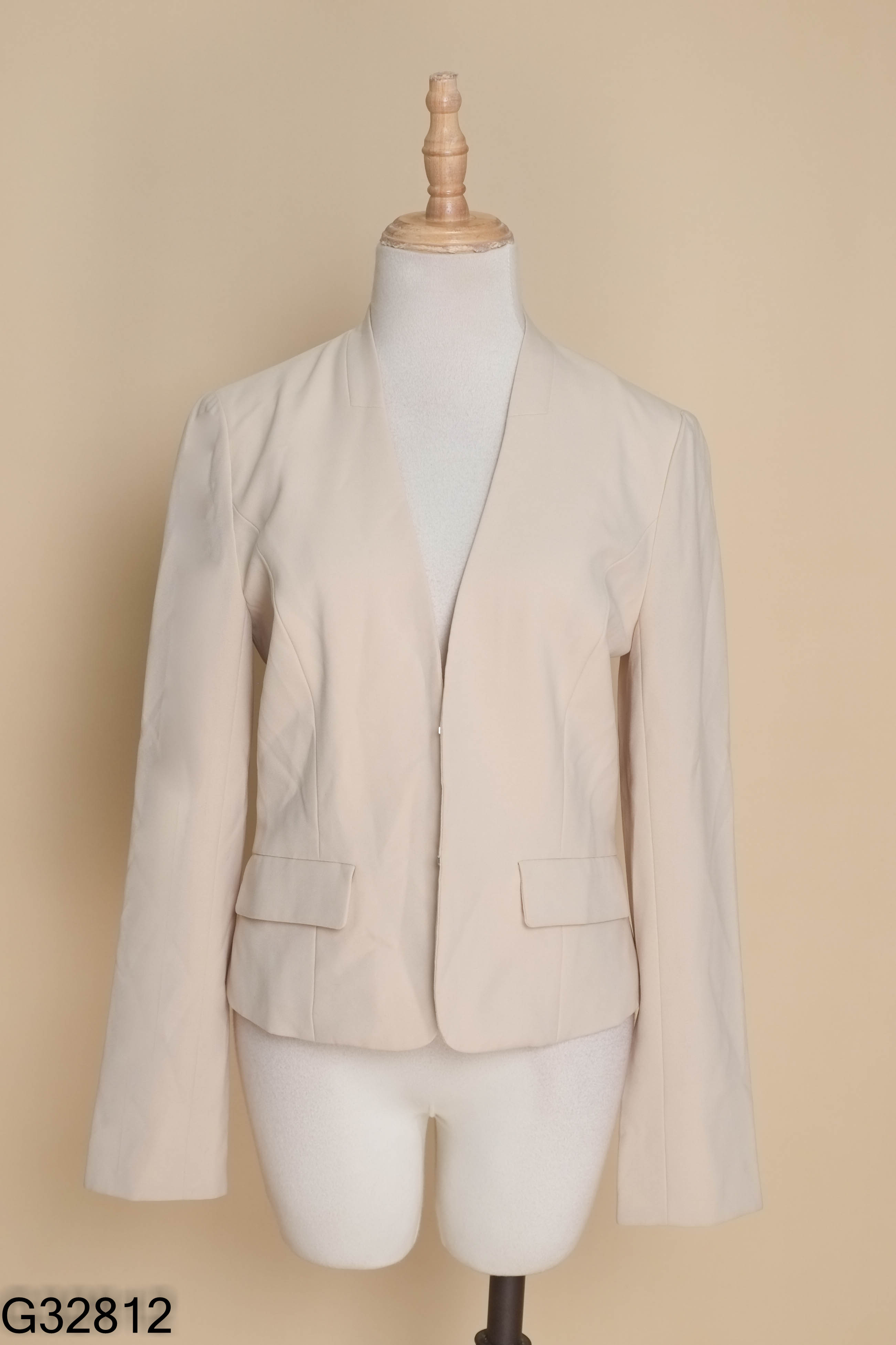Áo khoác blazers be trơn