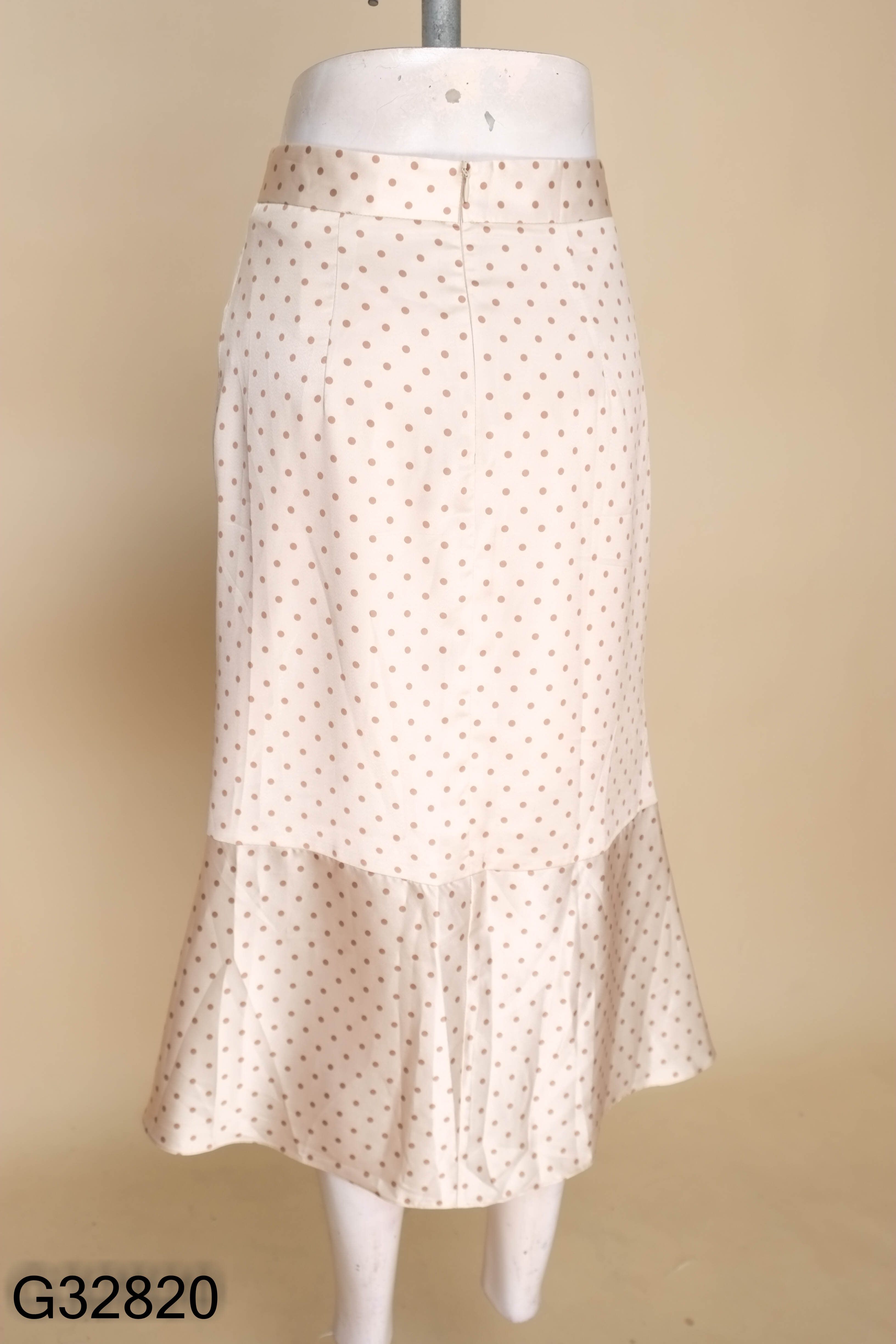 Chân váy S.PEARL be chấm bi