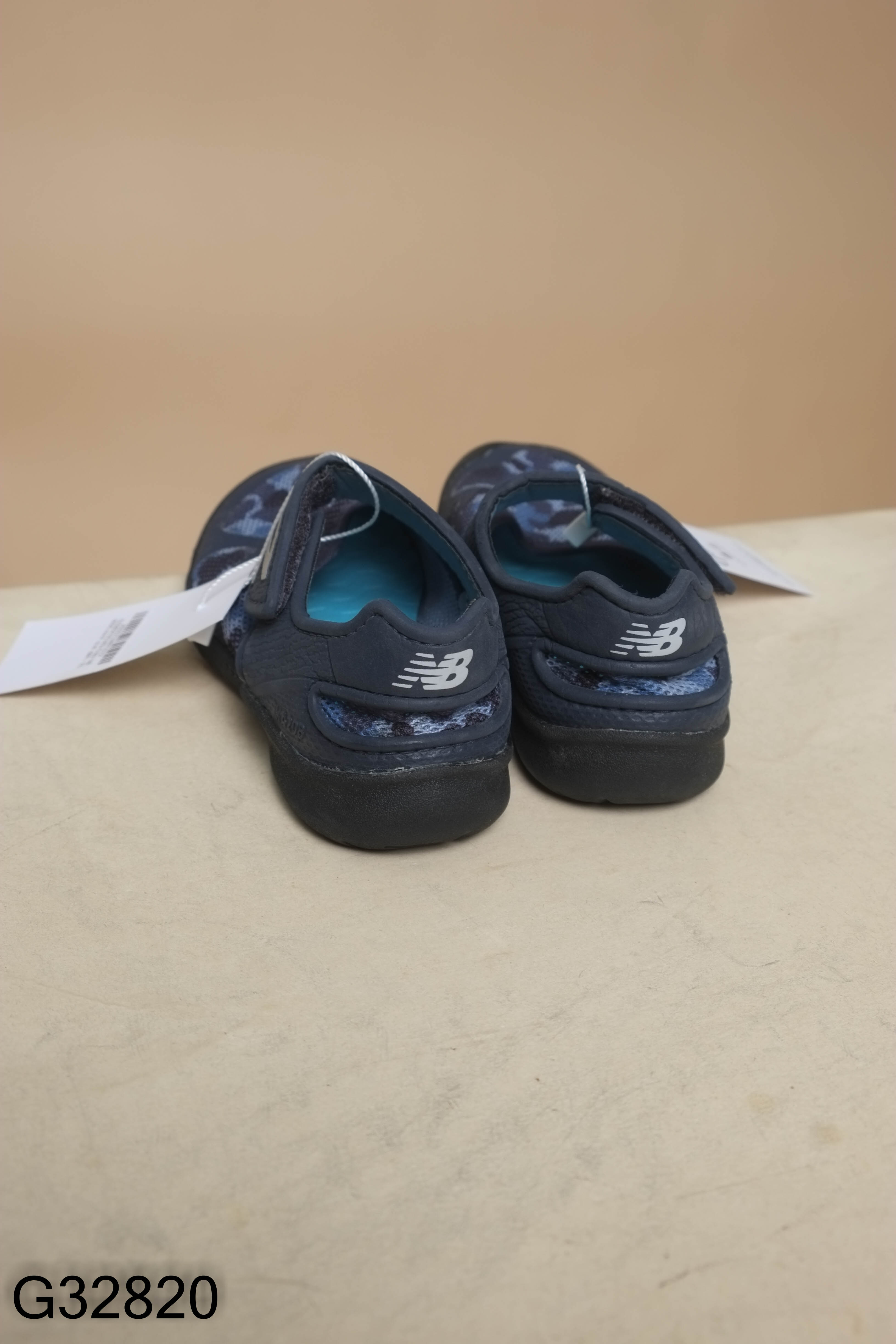 Giày NB KIDS xanh quai dán