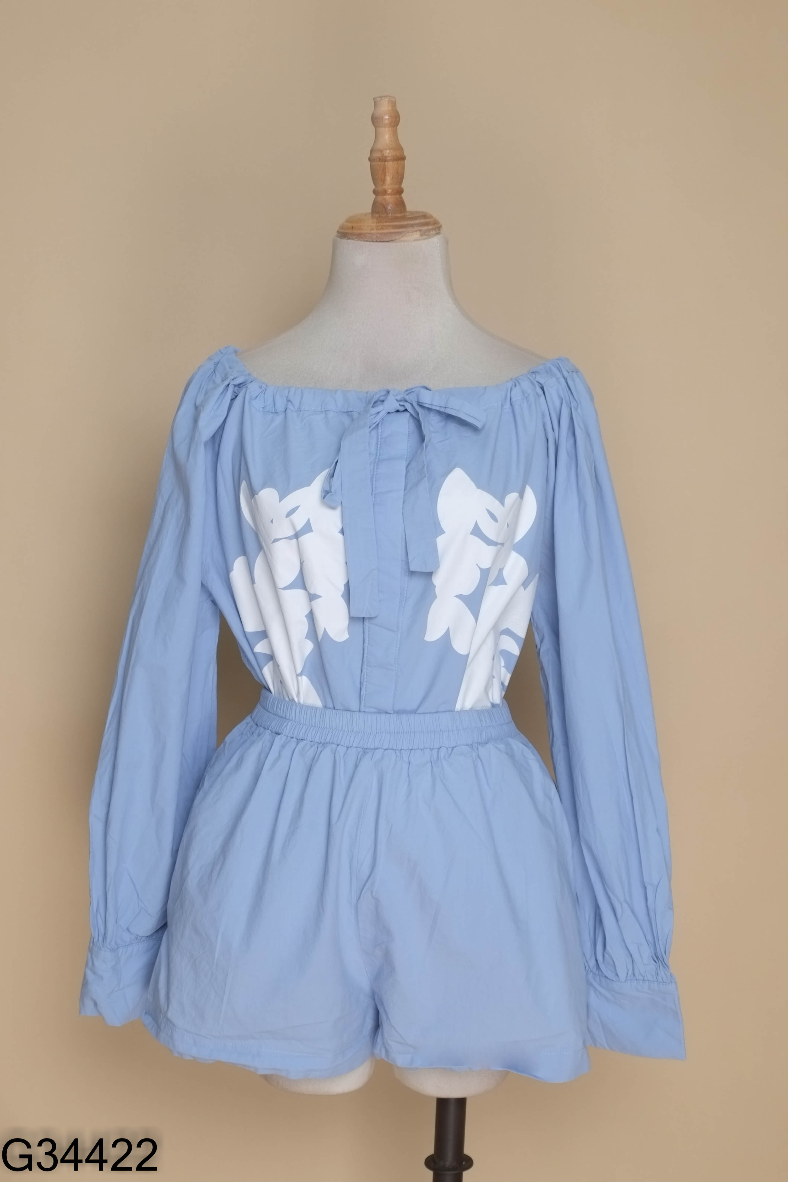 NEWTAG Set Áo xanh hoa trắng + quần shorts