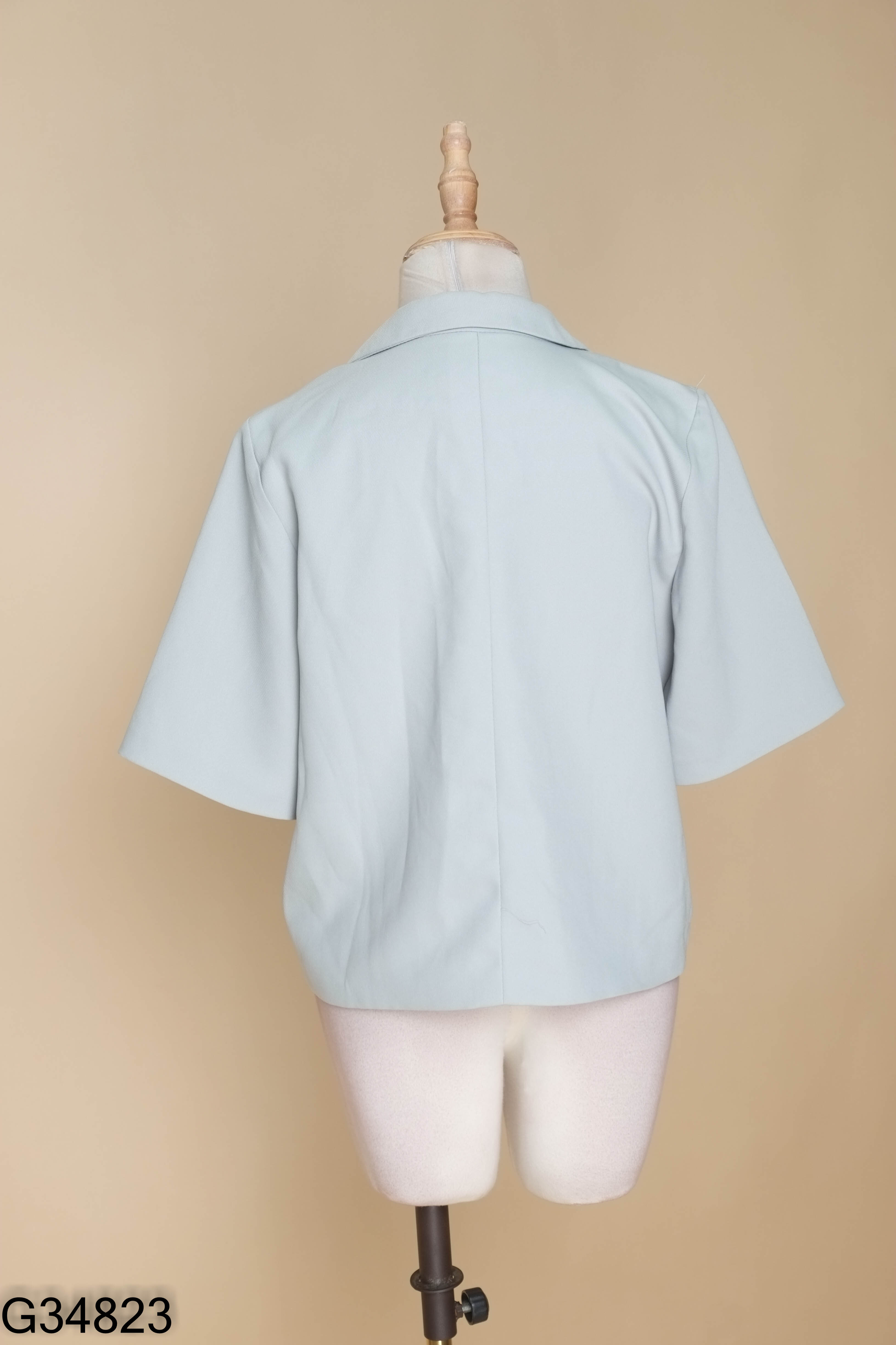Áo blazers xanh bơ ngắn