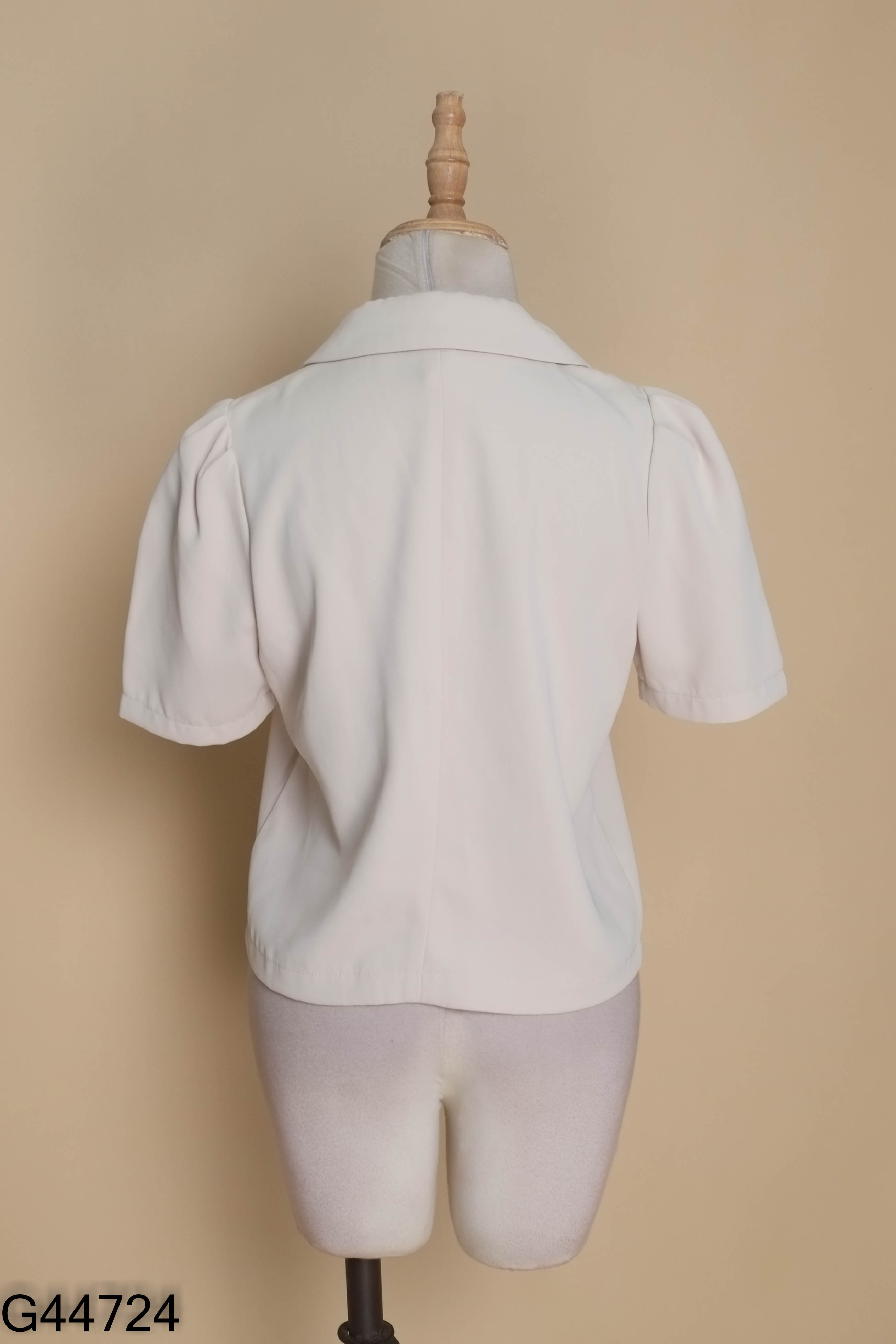 Áo BOILING be cổ vest