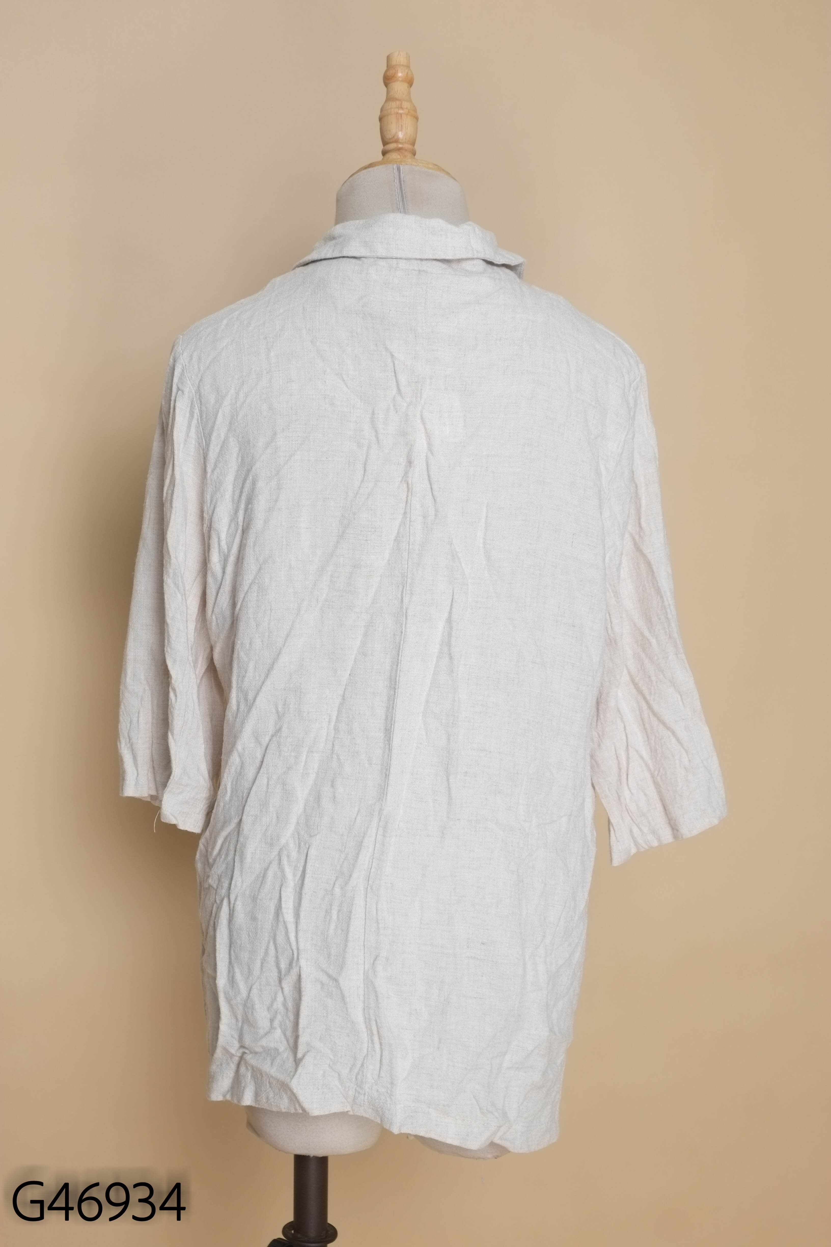 Áo be D.X STU cổ vest tay lưng