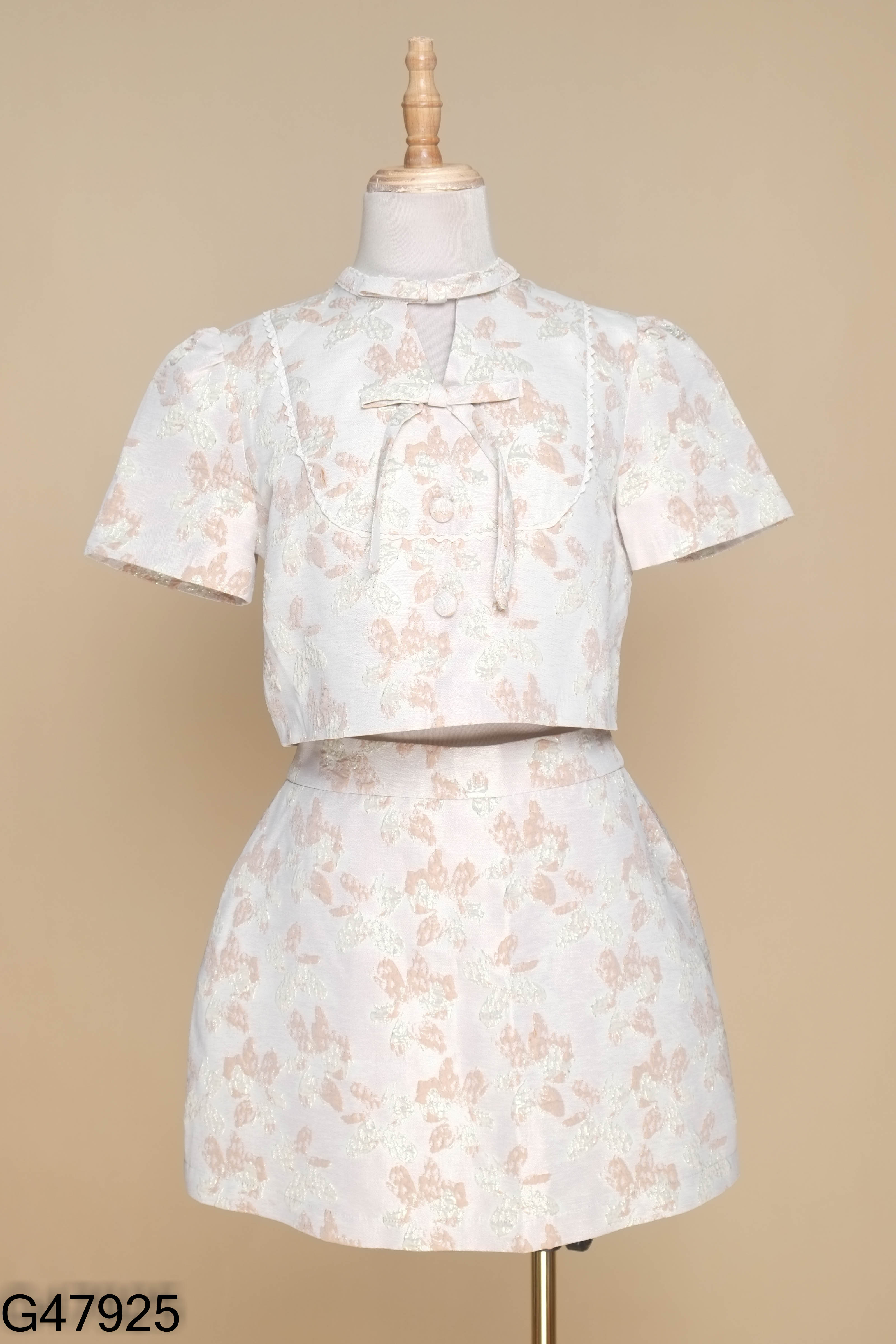 SET Áo hồng CELESTE hoa ánh nhũ + chân váy