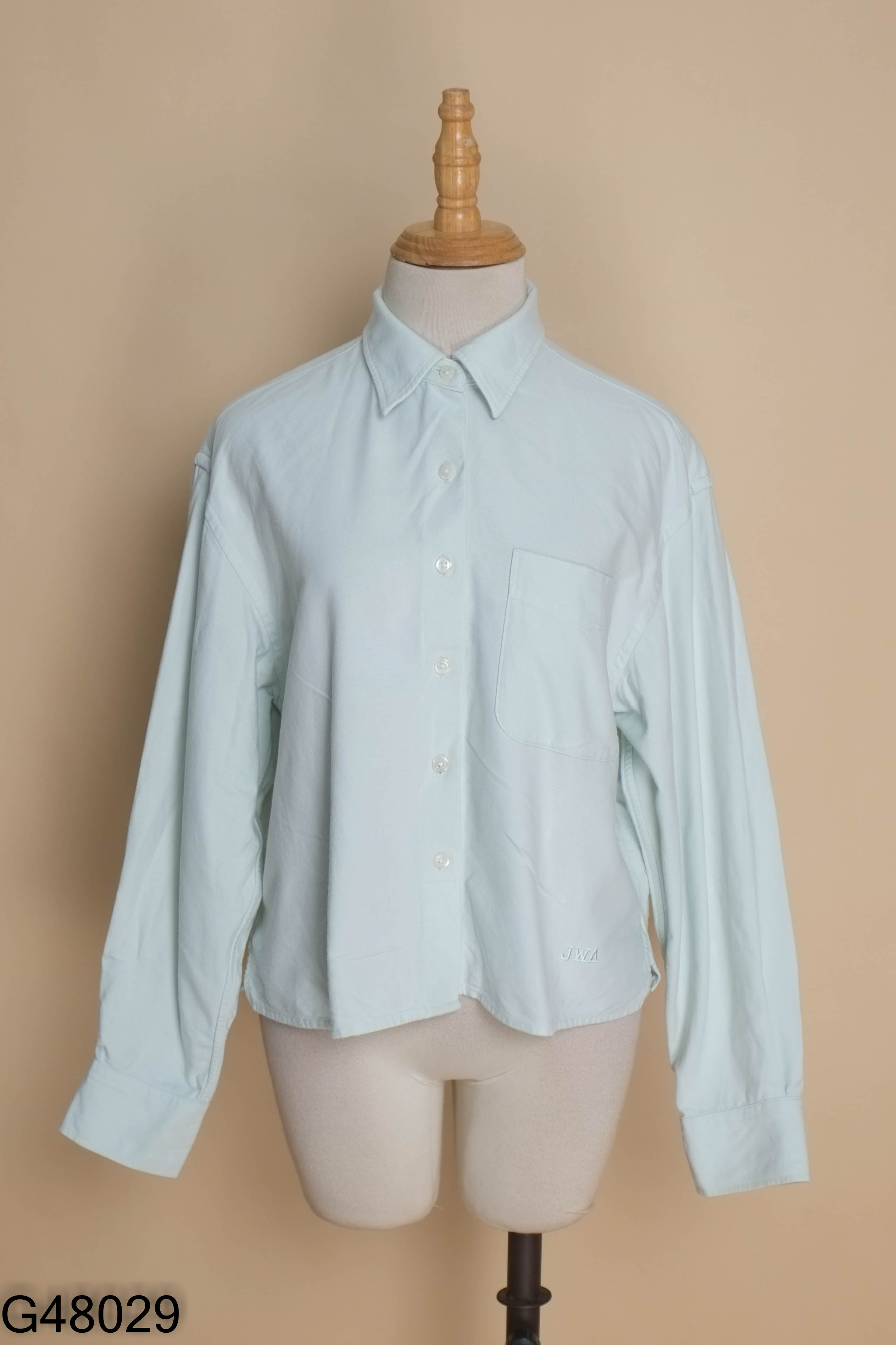 Áo sơ mi UNIQLO xanh trơn