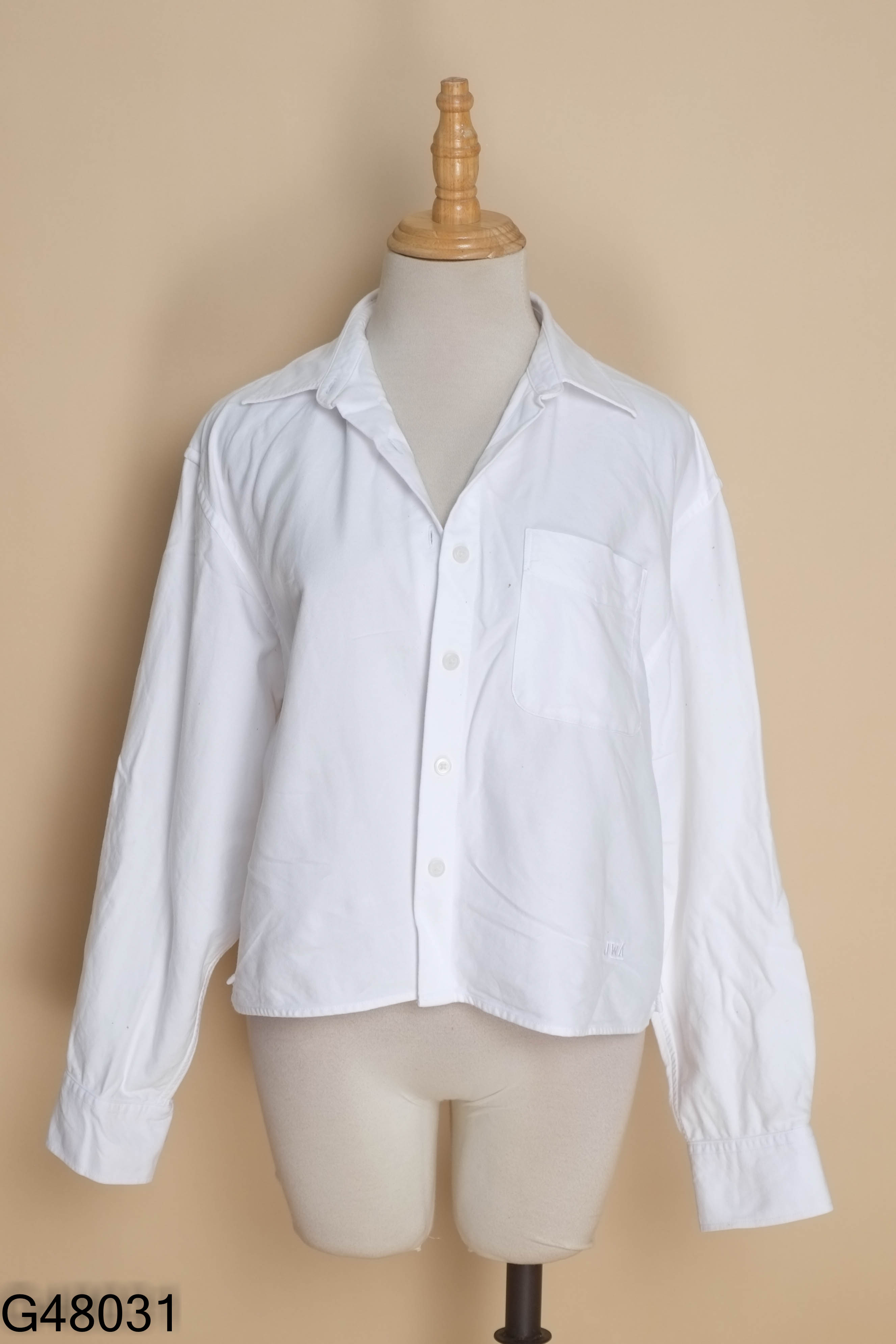 Áo sơ mi UNIQLO trắng trơn