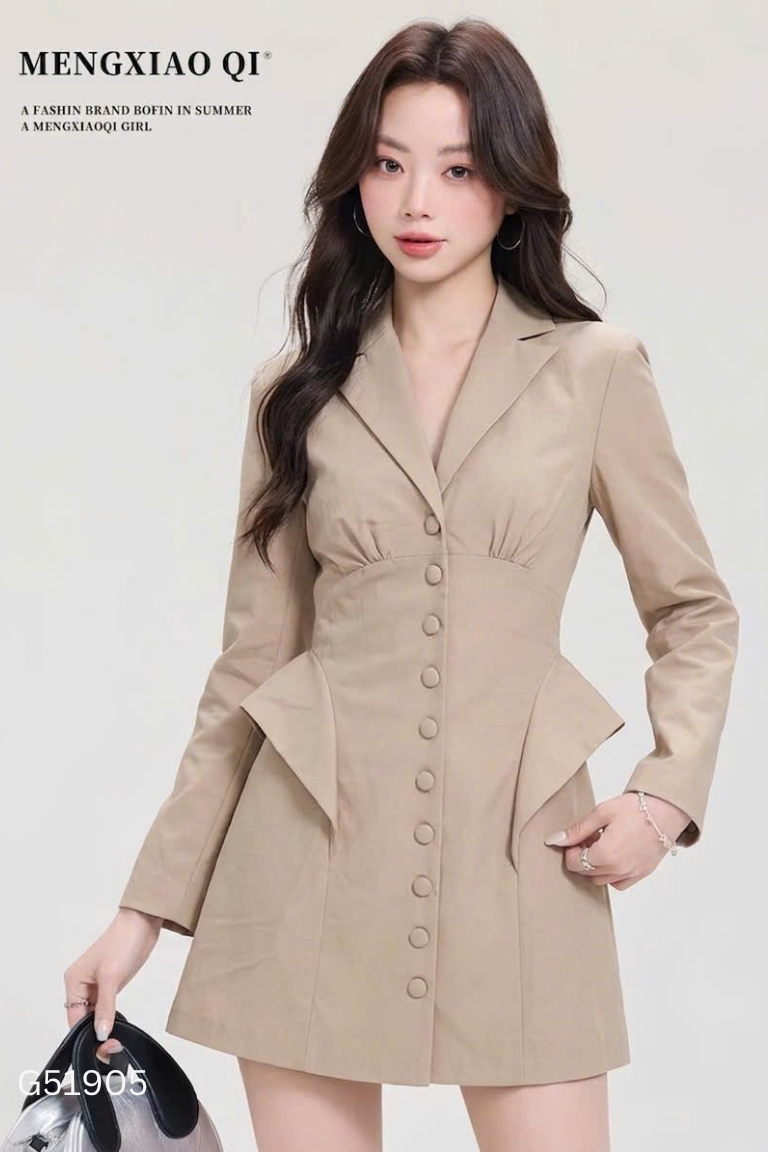 Váy be LOUCI cổ vest phối cúc