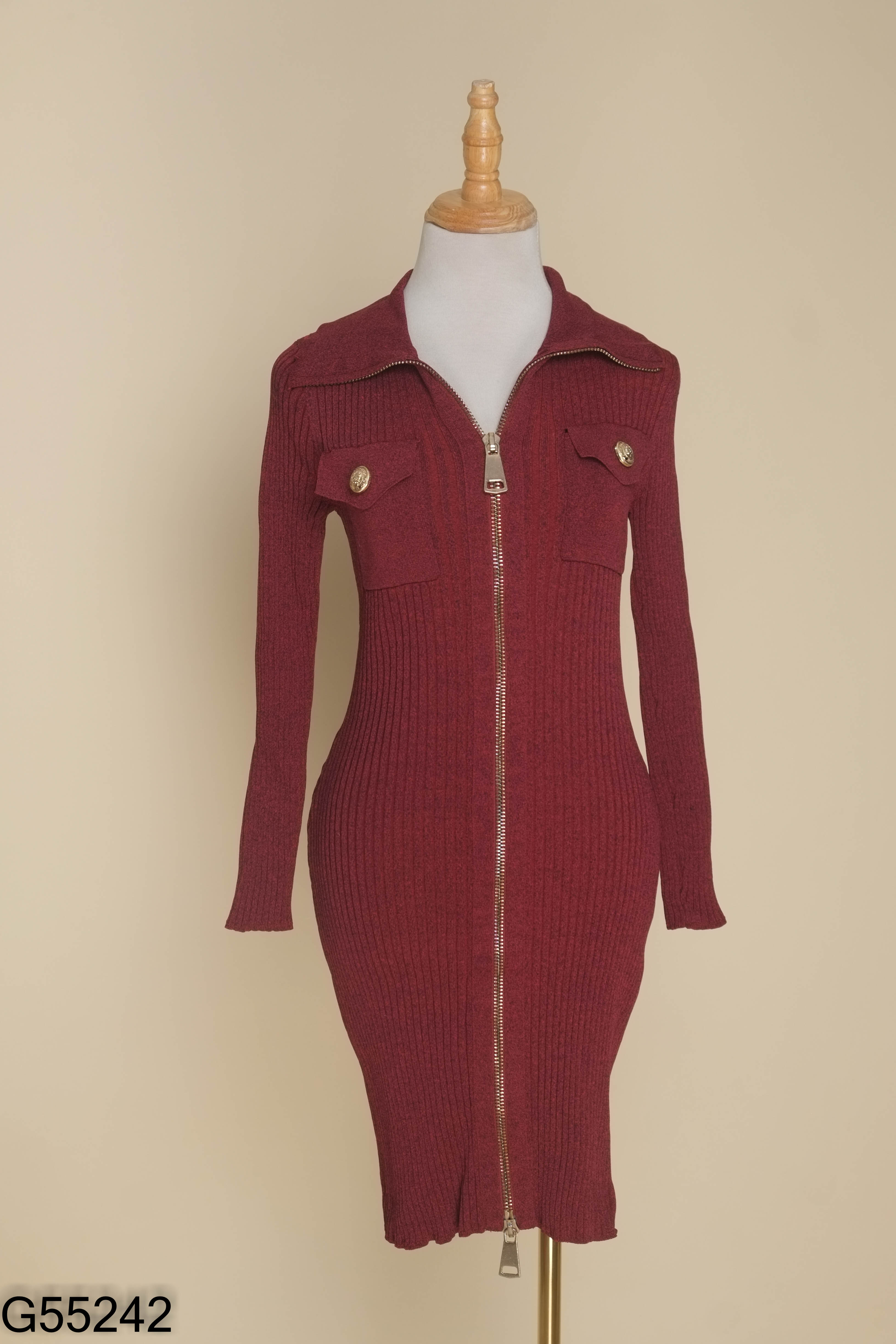 Váy đỏ ôm body khóa kéo