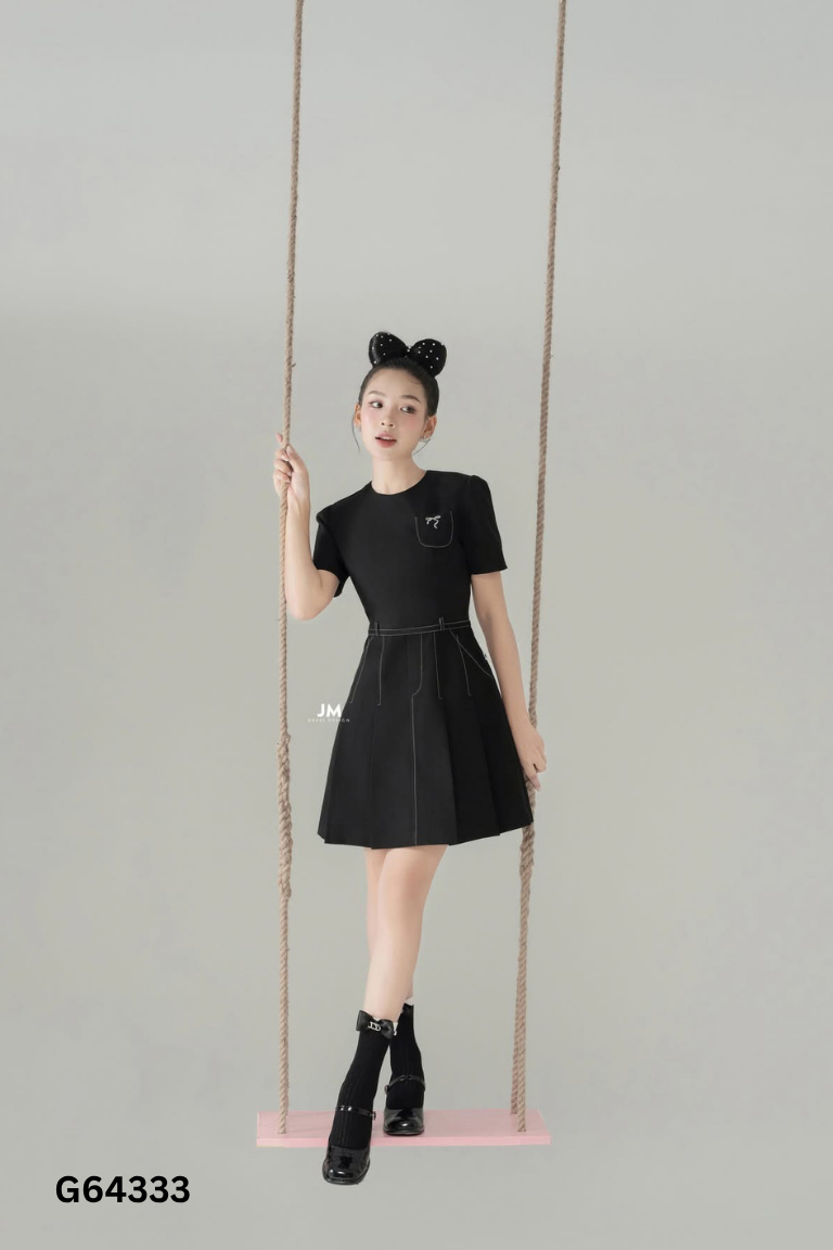 Váy đen JM DESIGN viền chỉ thêu nơ