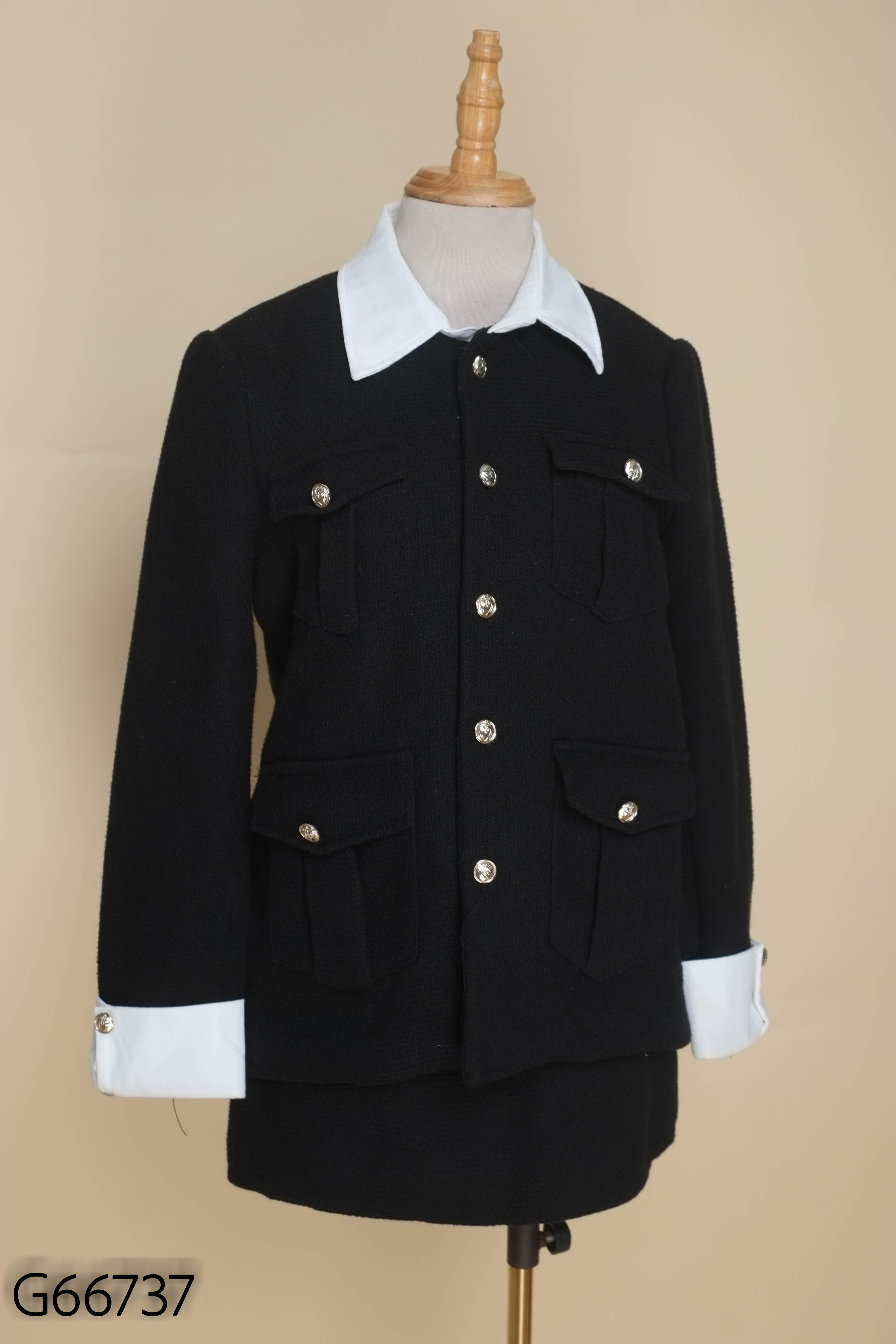 Set áo blazer + chân váy đen trơn