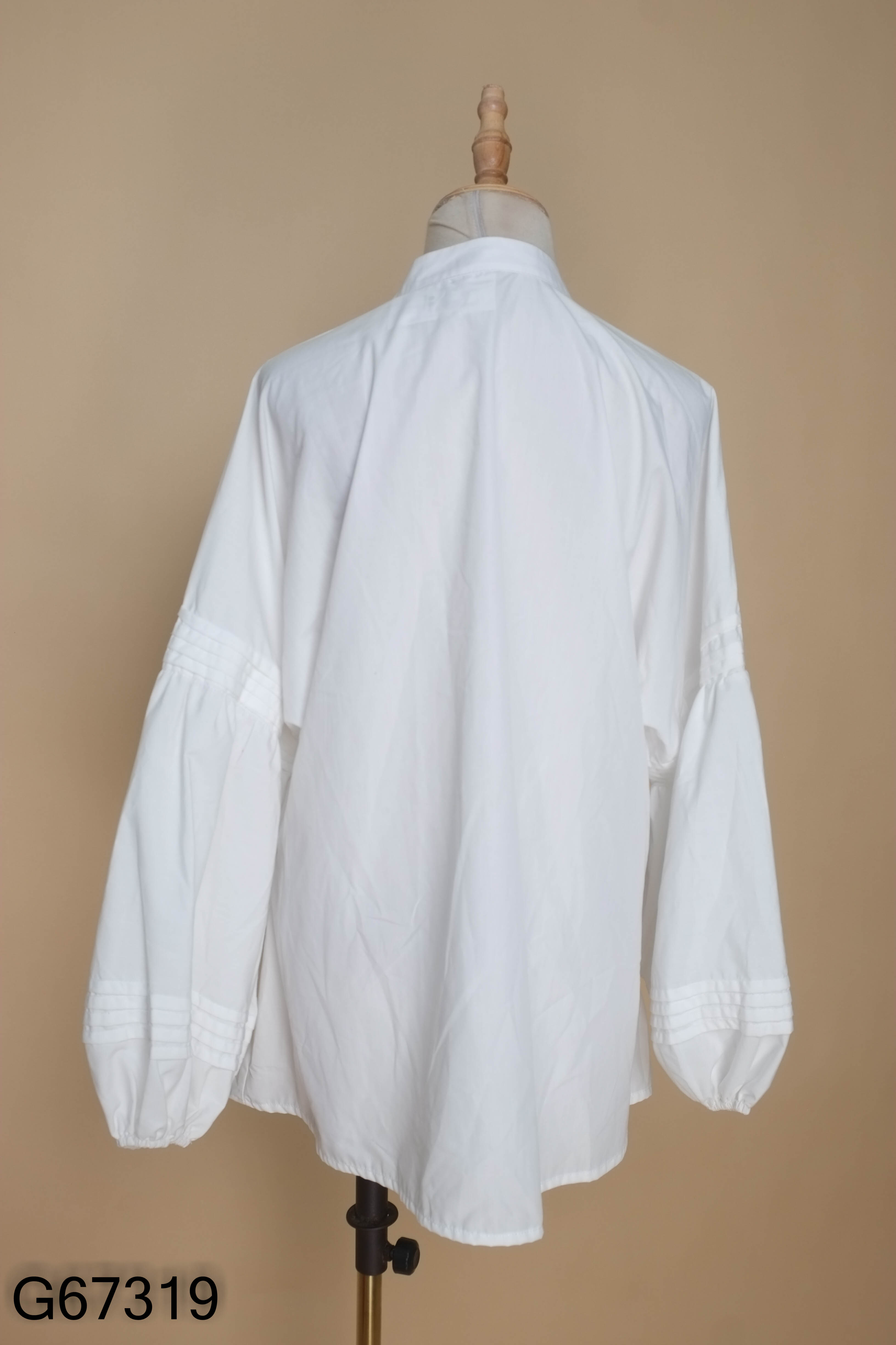 Áo babydoll trắng họa tiết ren gấp ly