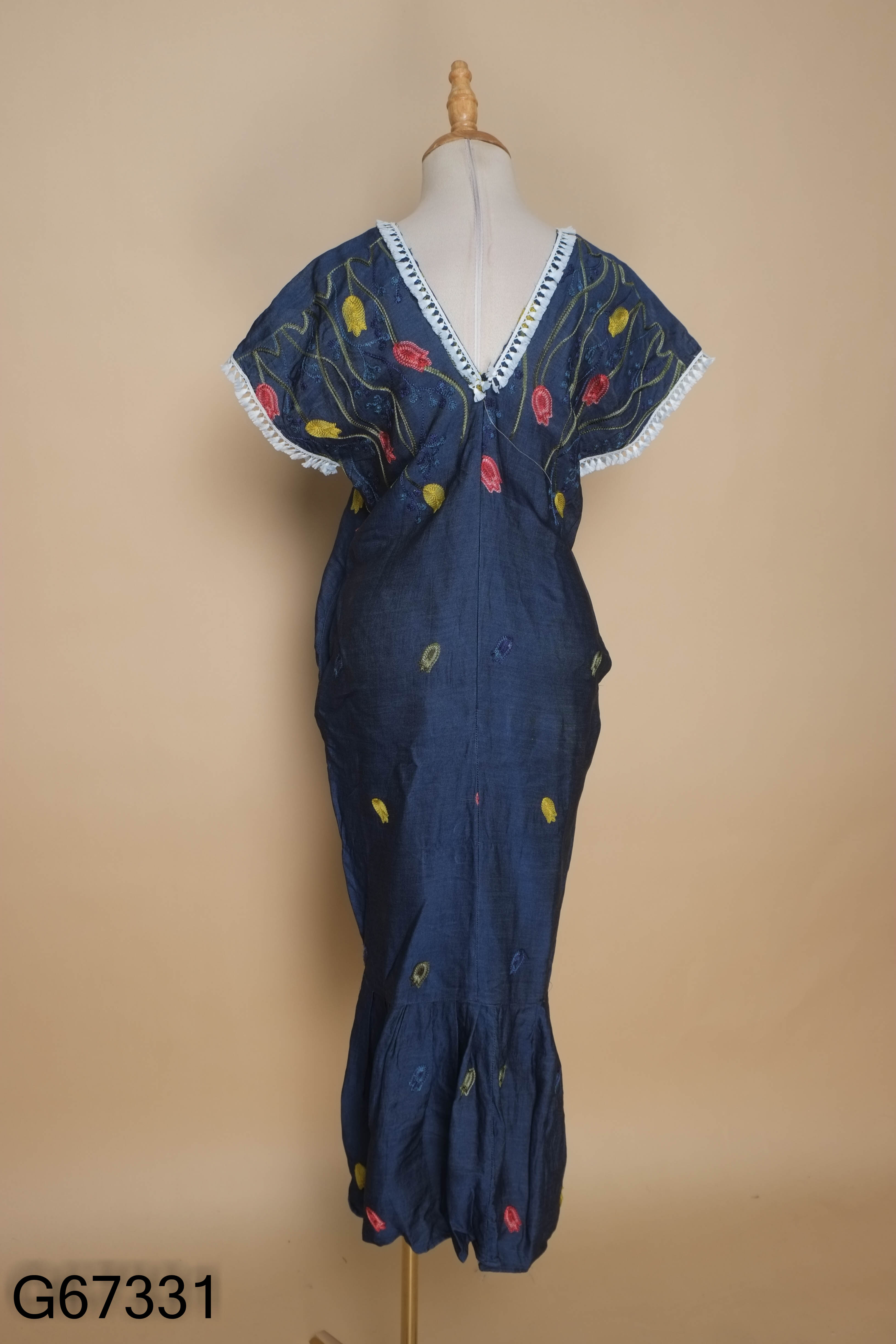 Váy LAM LINEN xanh hoa cổ tim