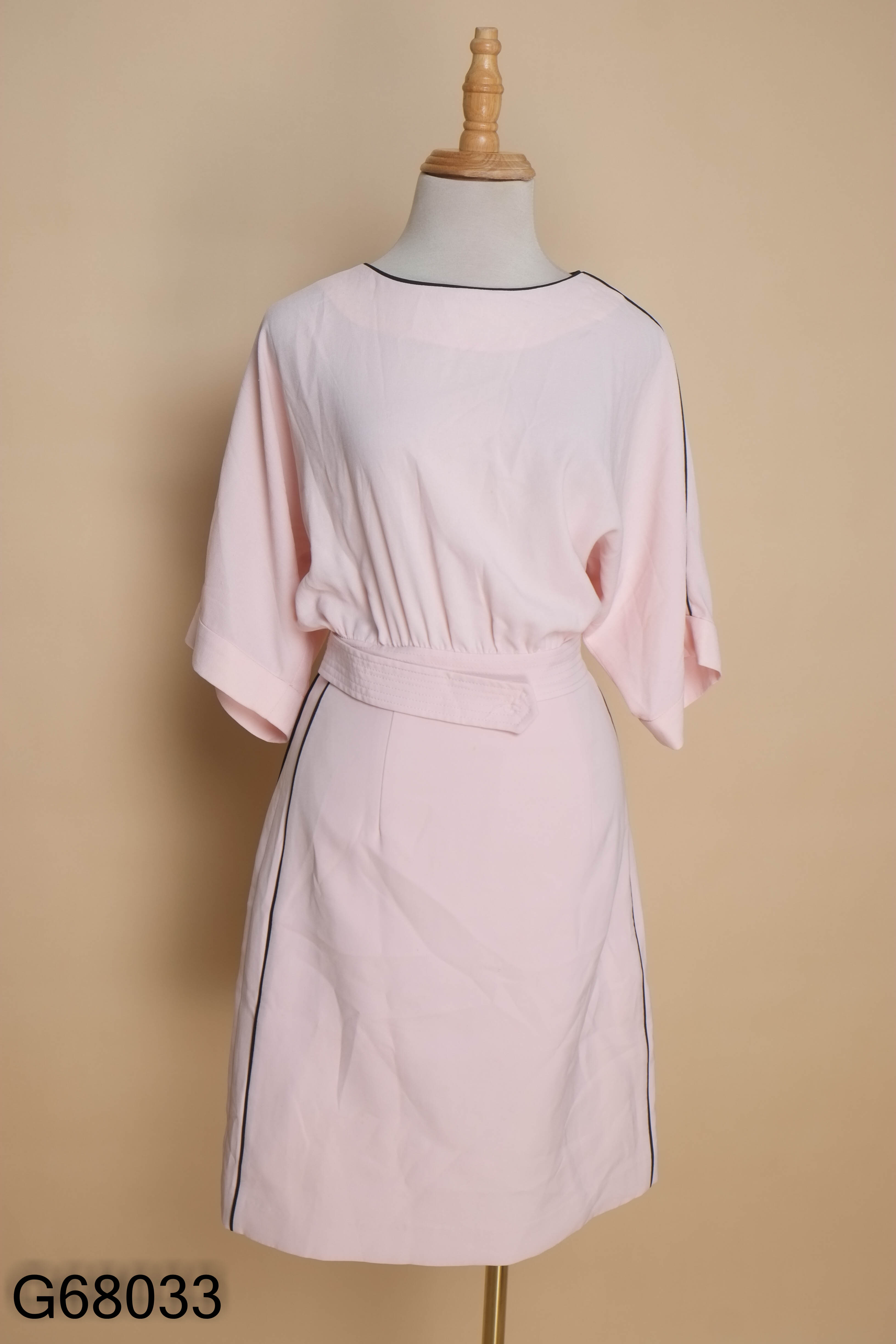Váy hồng IVY MODA đính ngọc