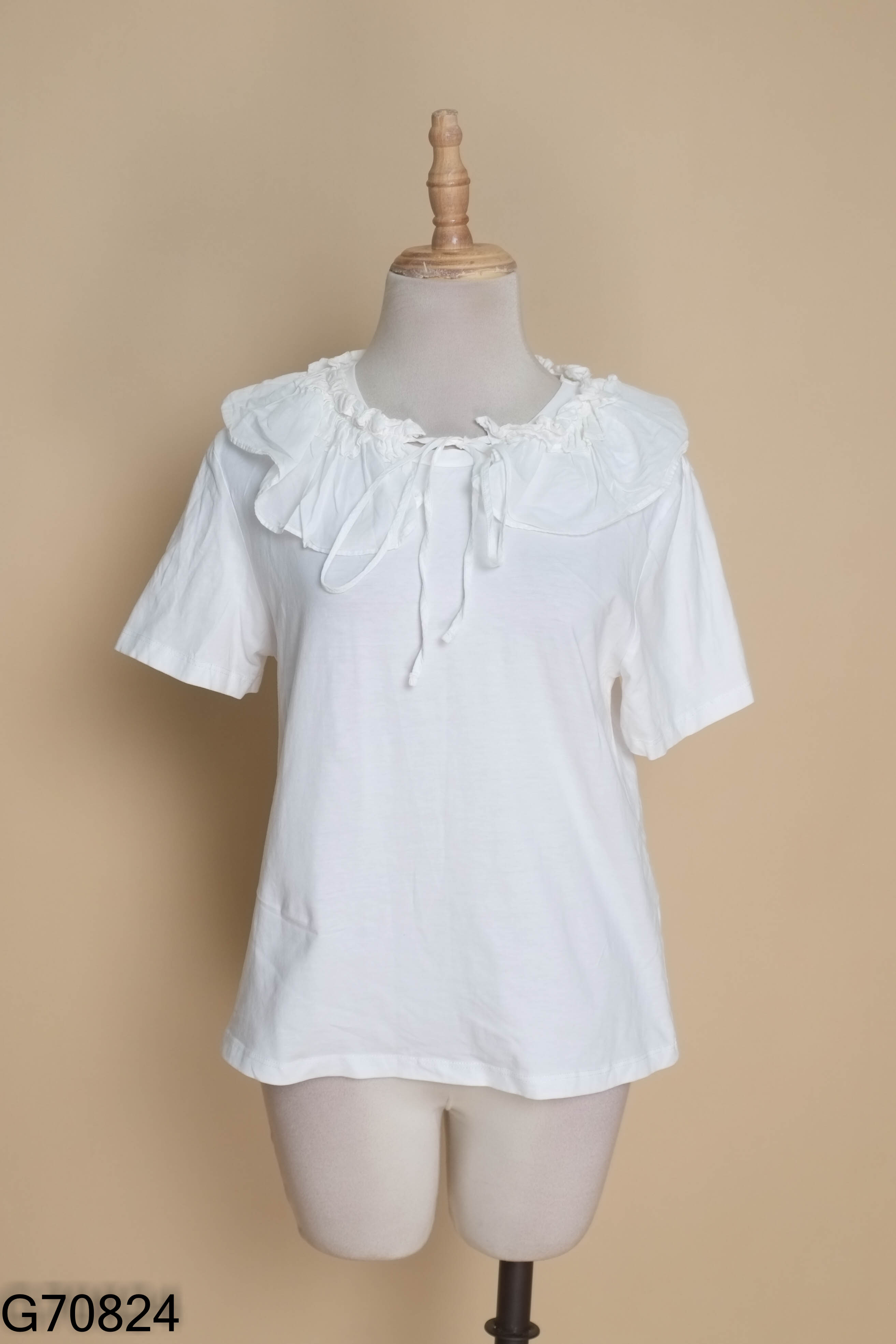 Áo ZARA trắng cổ bèo
