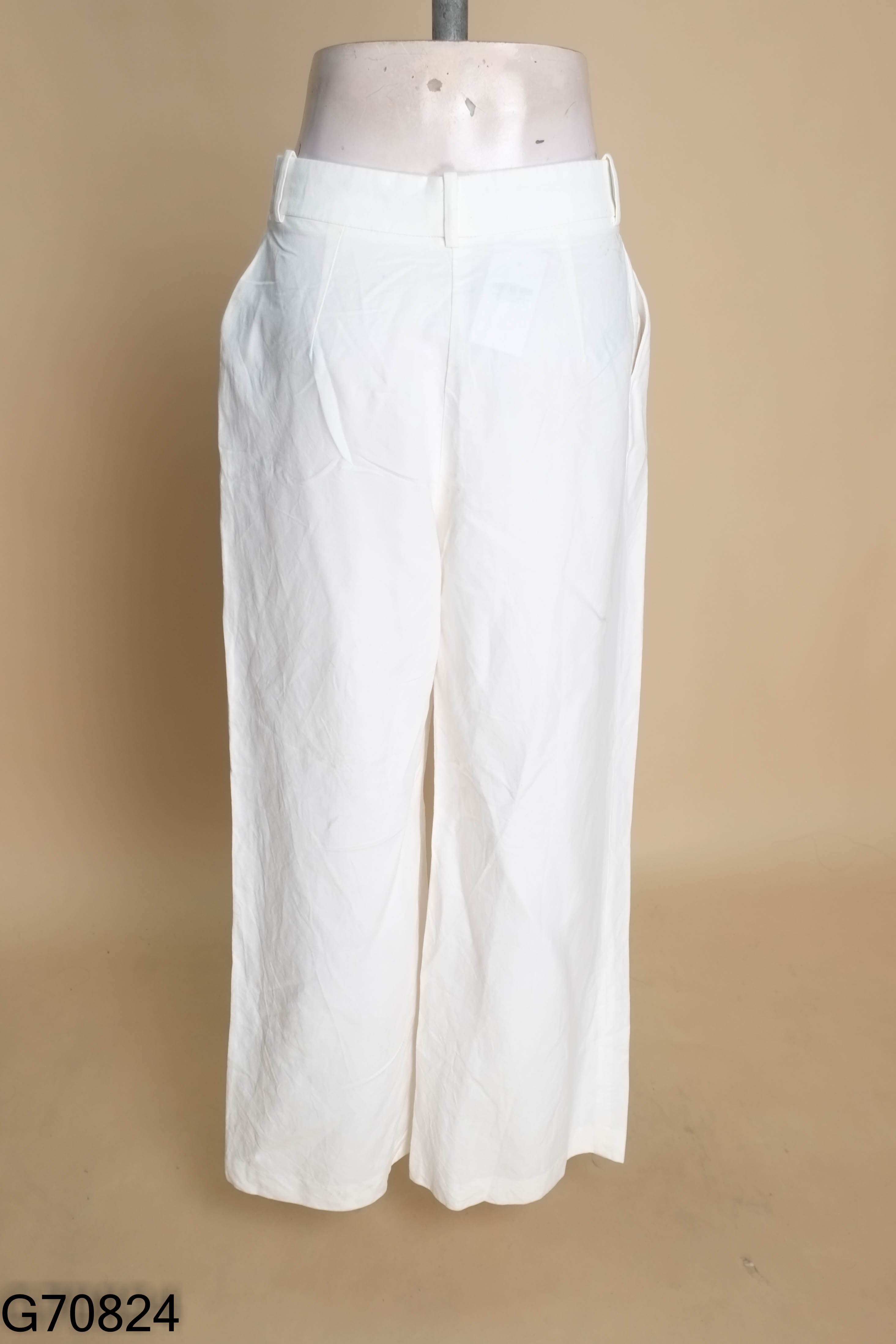 Quần linen trắng ống rộng