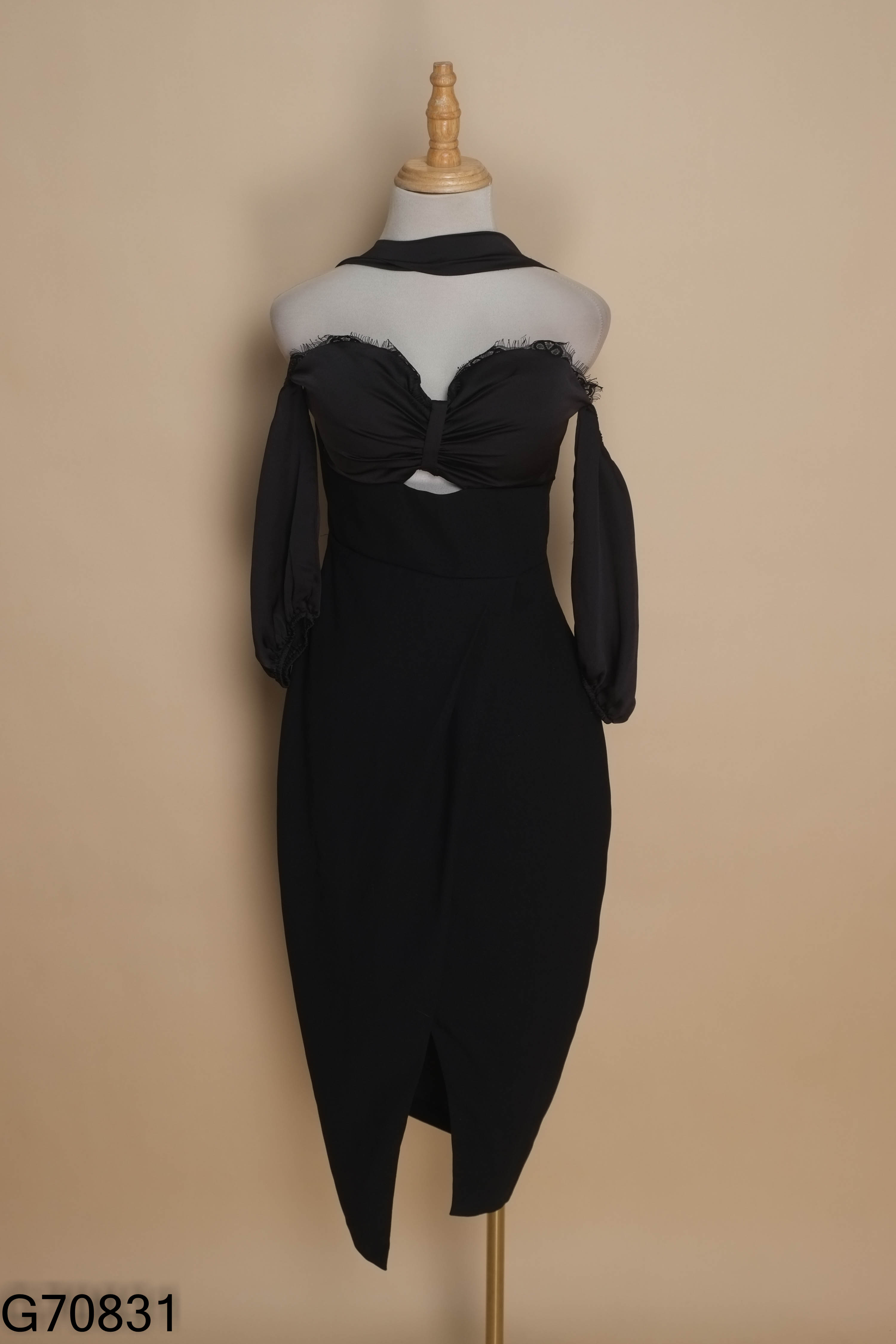Váy LUCIEN đen cúp ngực