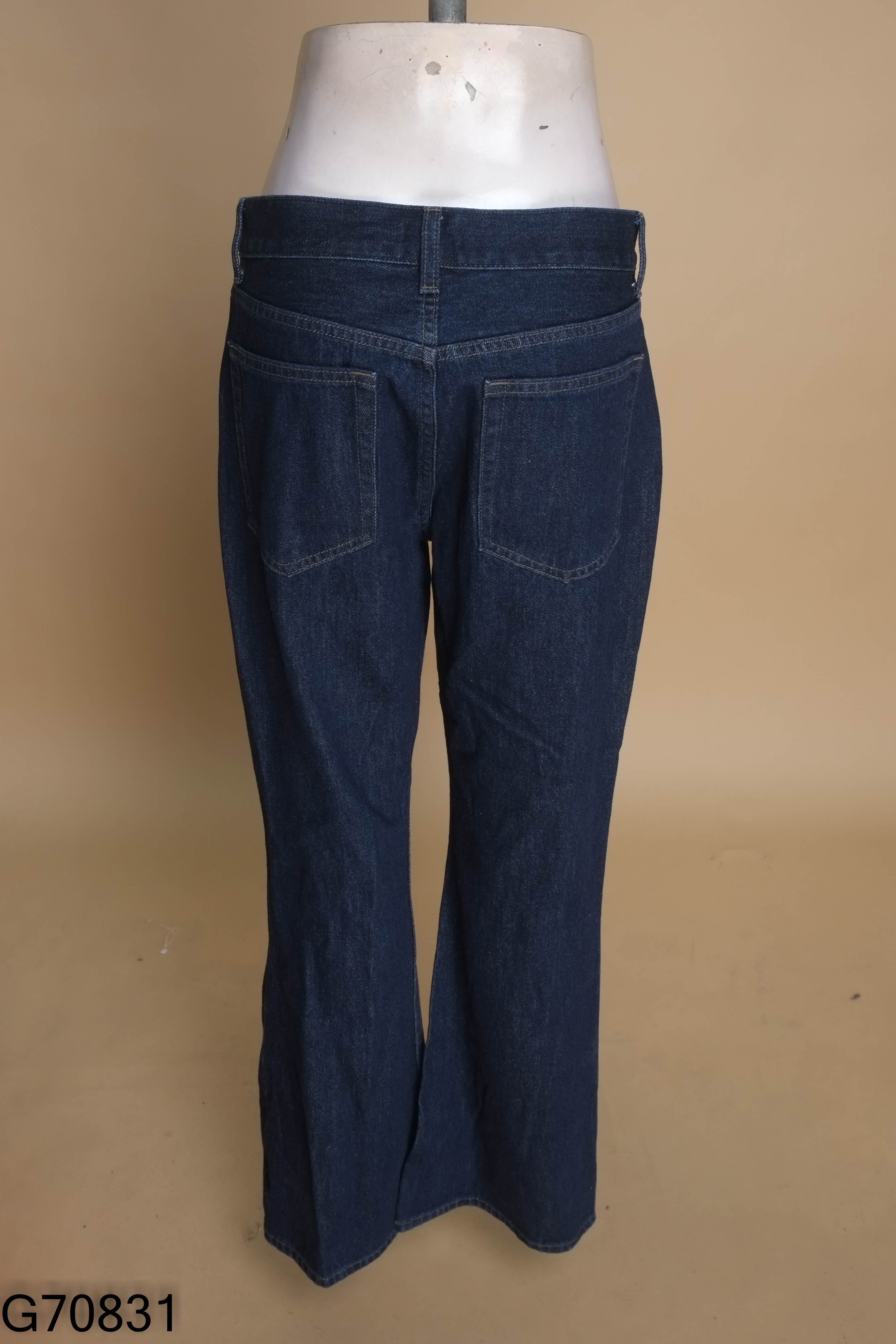 Quần jean UNIQLO xanh trơn