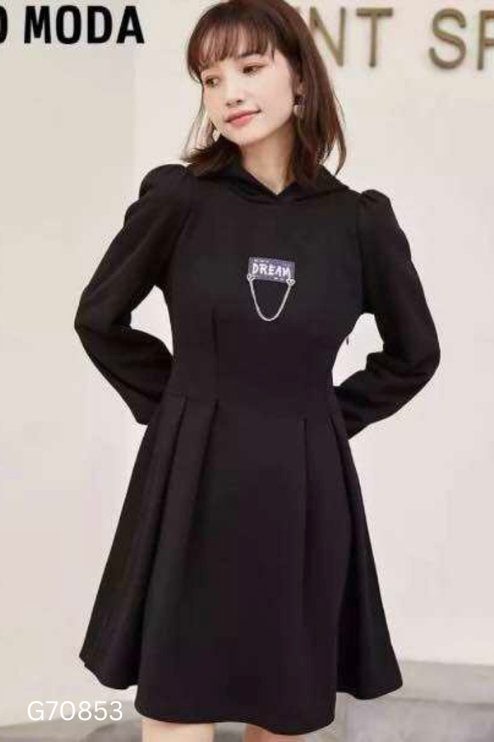 Váy VERO MODA nỉ đen có mũ