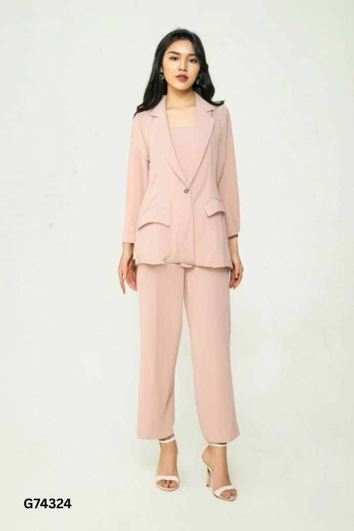 SET L.II.N CLOTHING Blazer be + áo hai dây + quần dài
