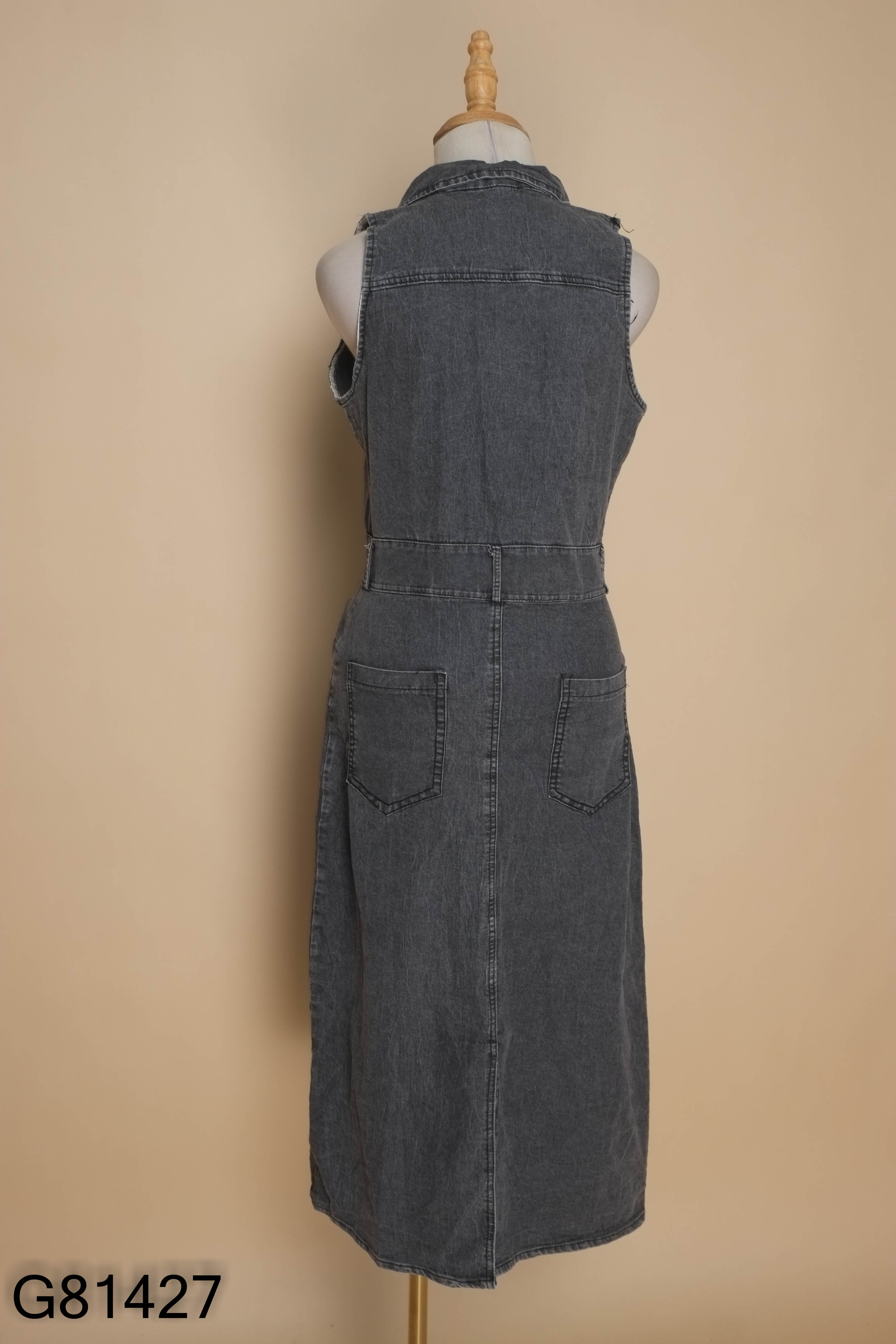Váy sát nách jeans xám phối cúc