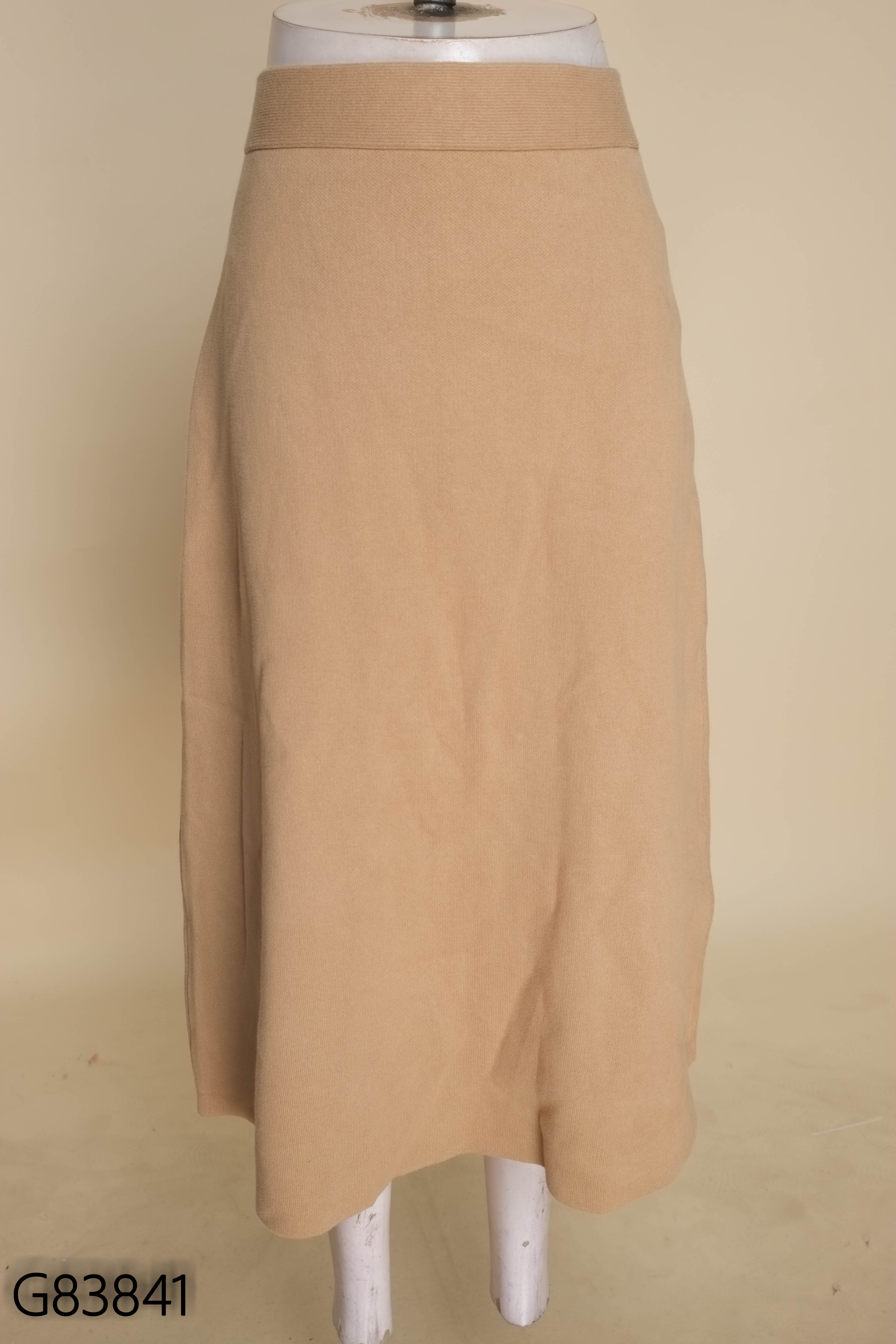 NEWTAG UNIQLO chân váy len nâu