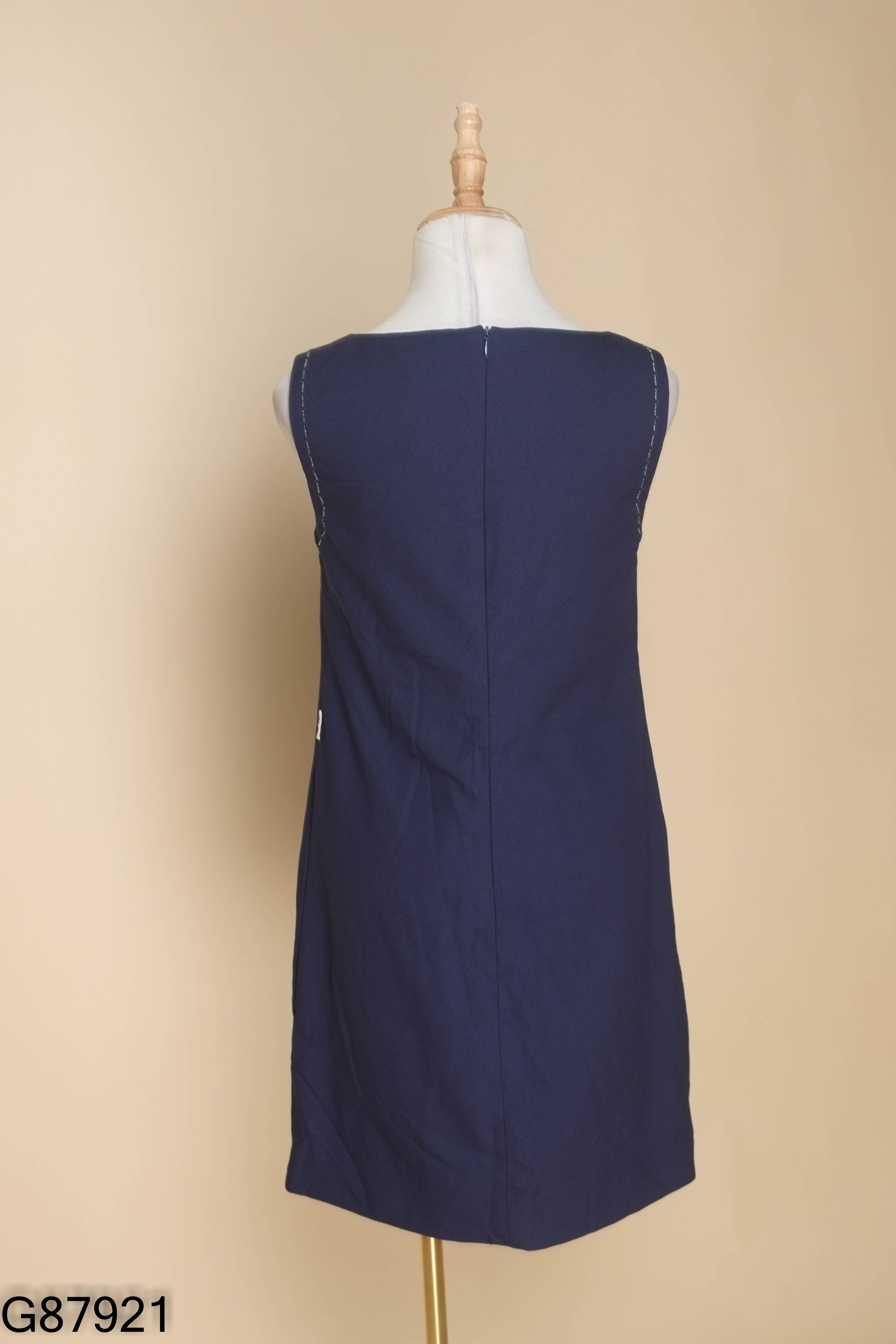 Váy IVY MODA xanh than viền ánh nhũ