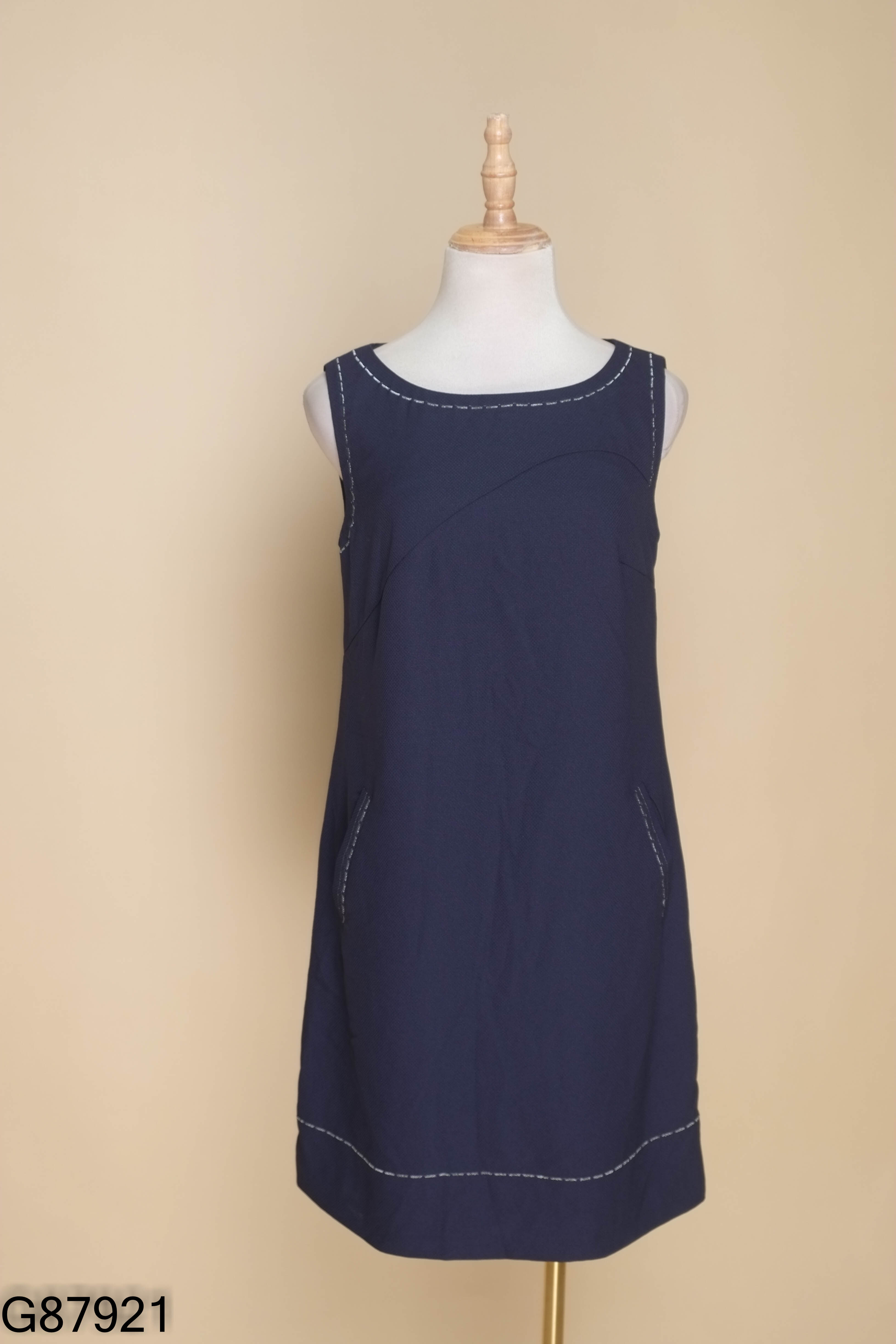 Váy IVY MODA xanh than viền ánh nhũ