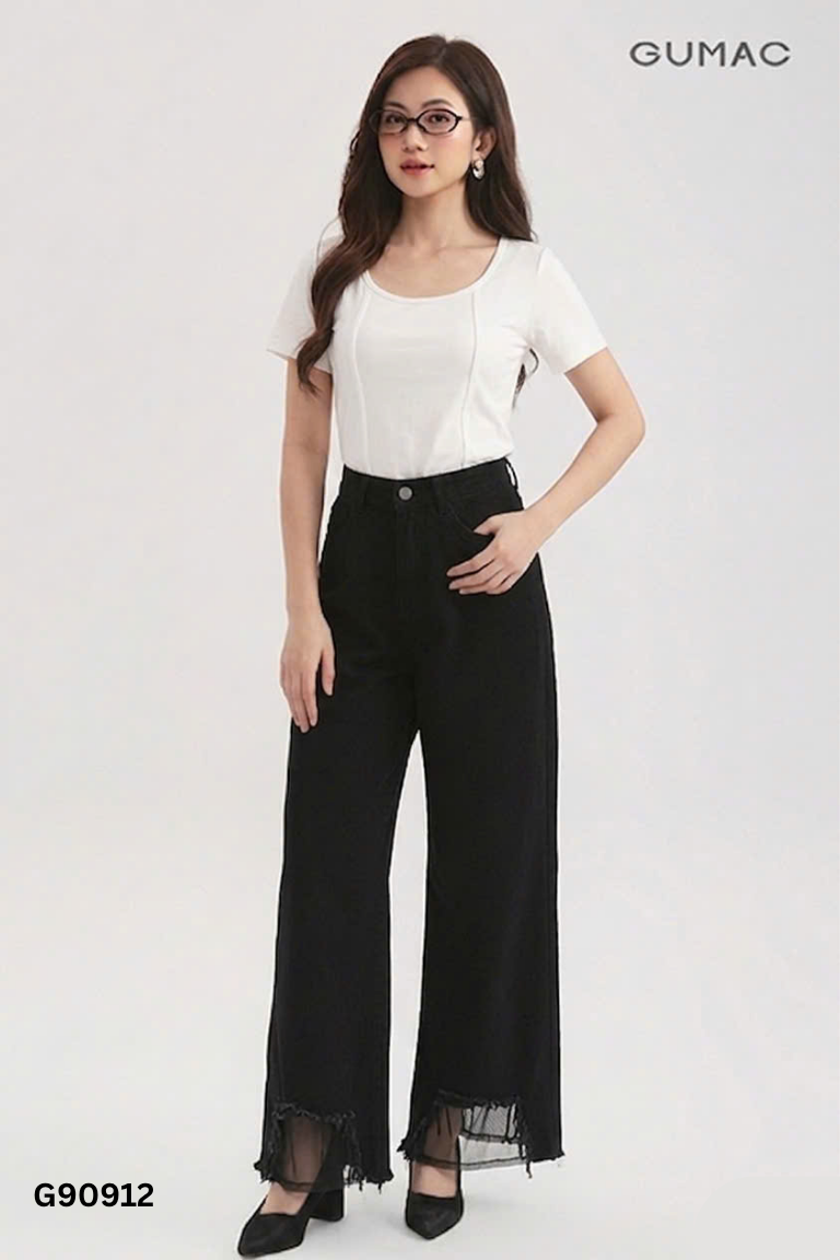 Set Áo bodysuits trắng + quần jeans đen
