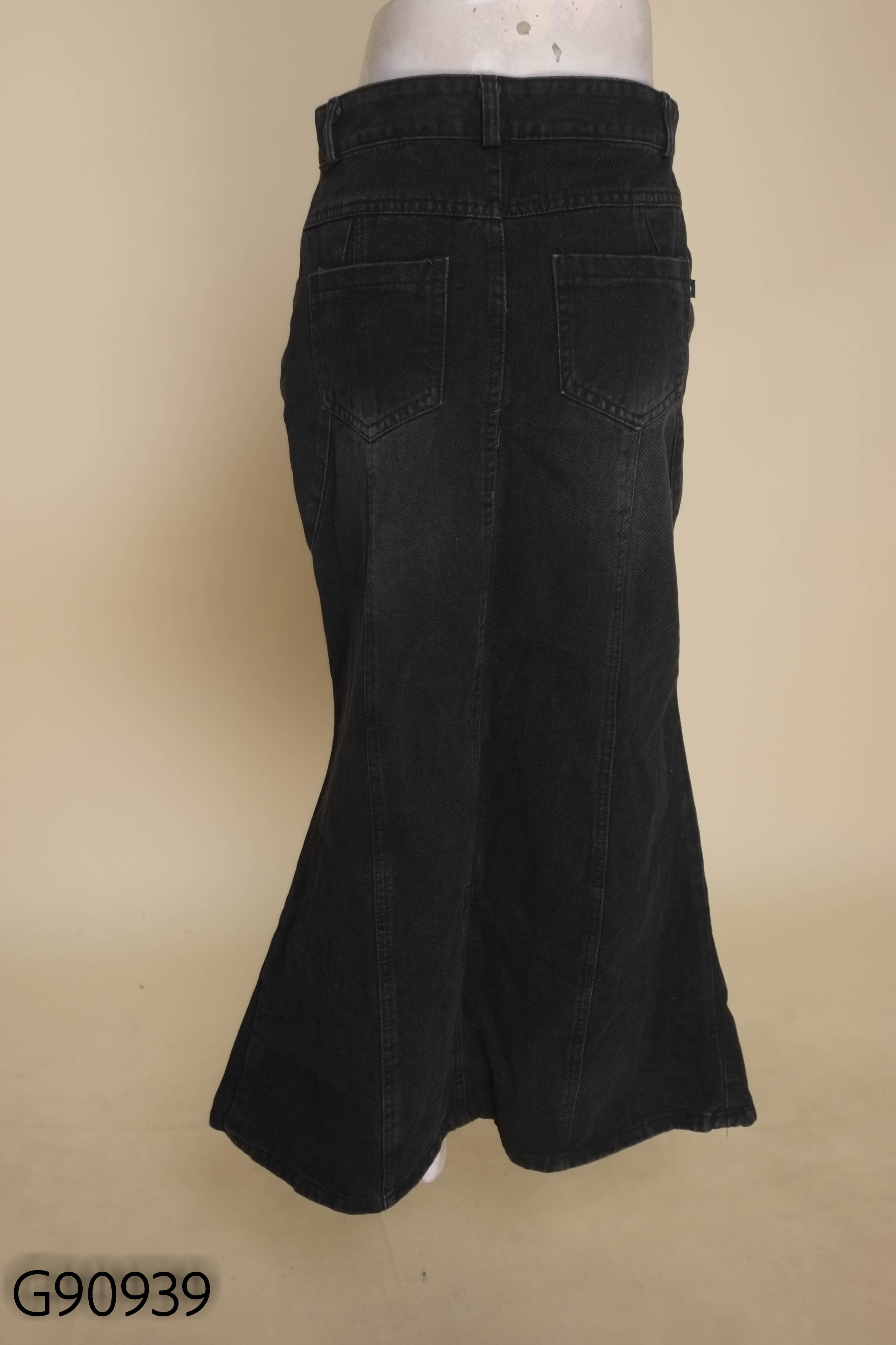 Chân váy jeans đen
