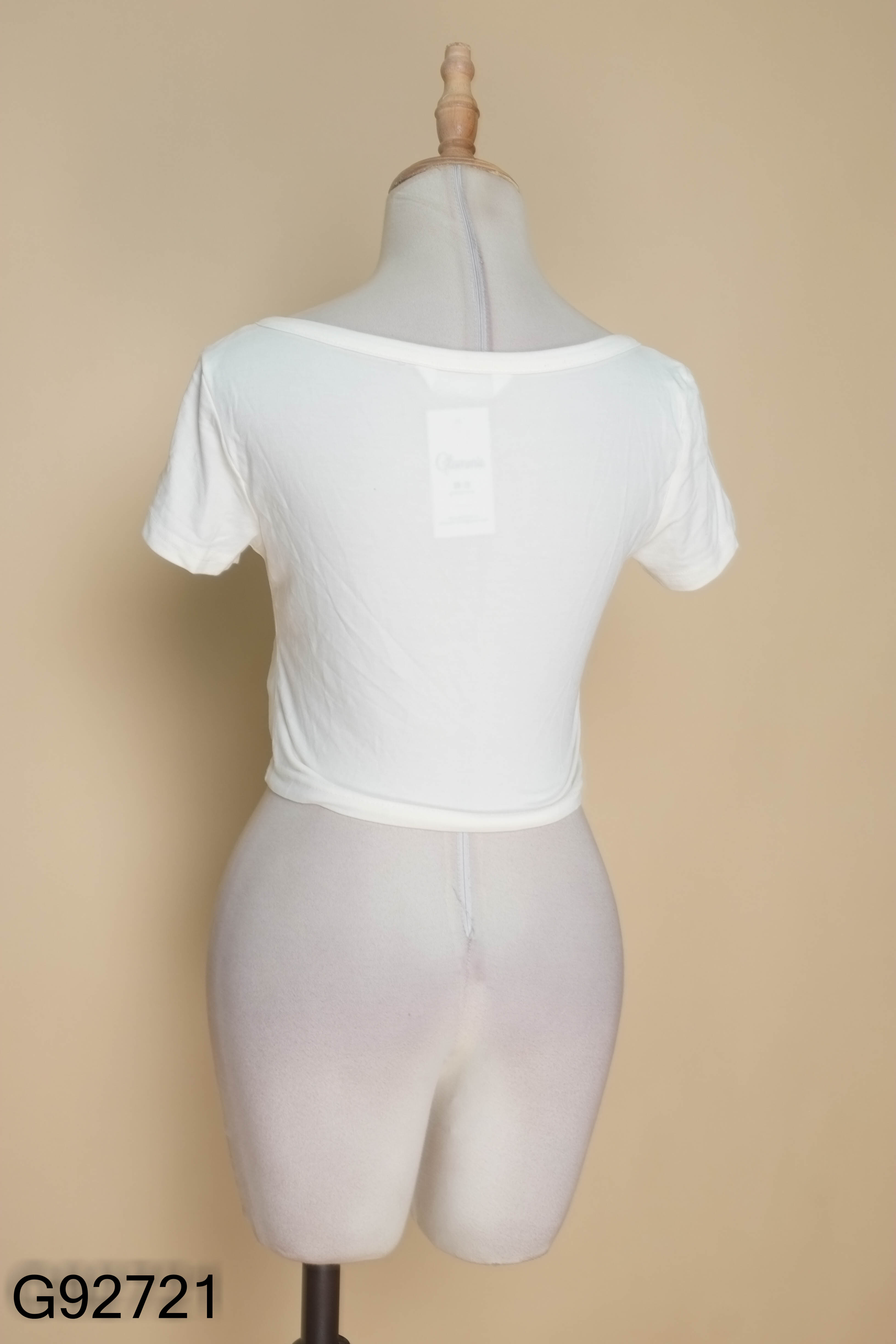 Áo croptop be trơn