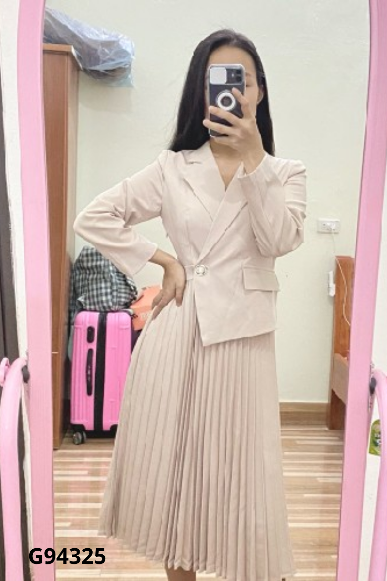 Váy ALICE be cổ vest