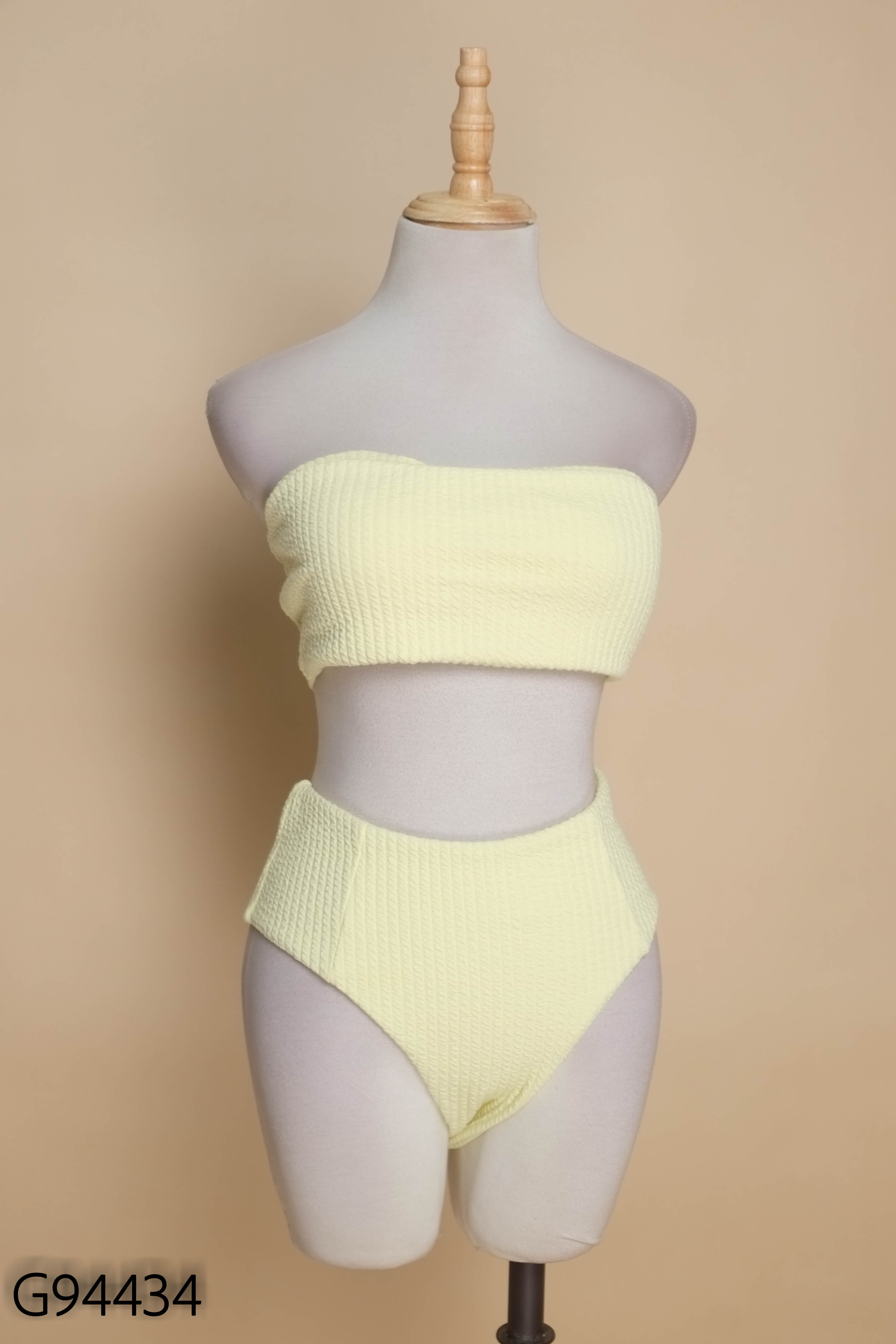 Set Bikini 2 mảnh vàng