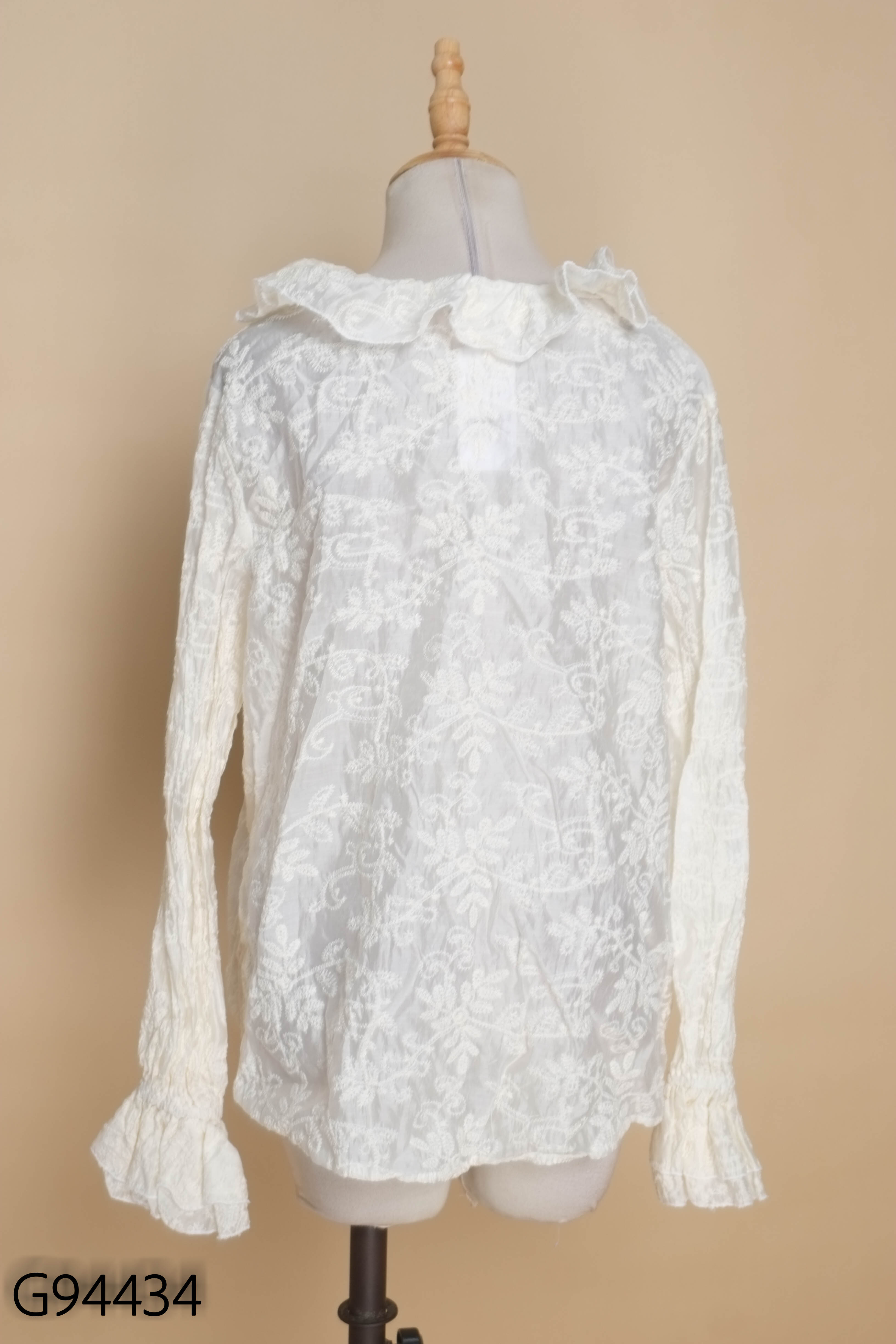Áo be TY CLOTHING bèo thêu hoa