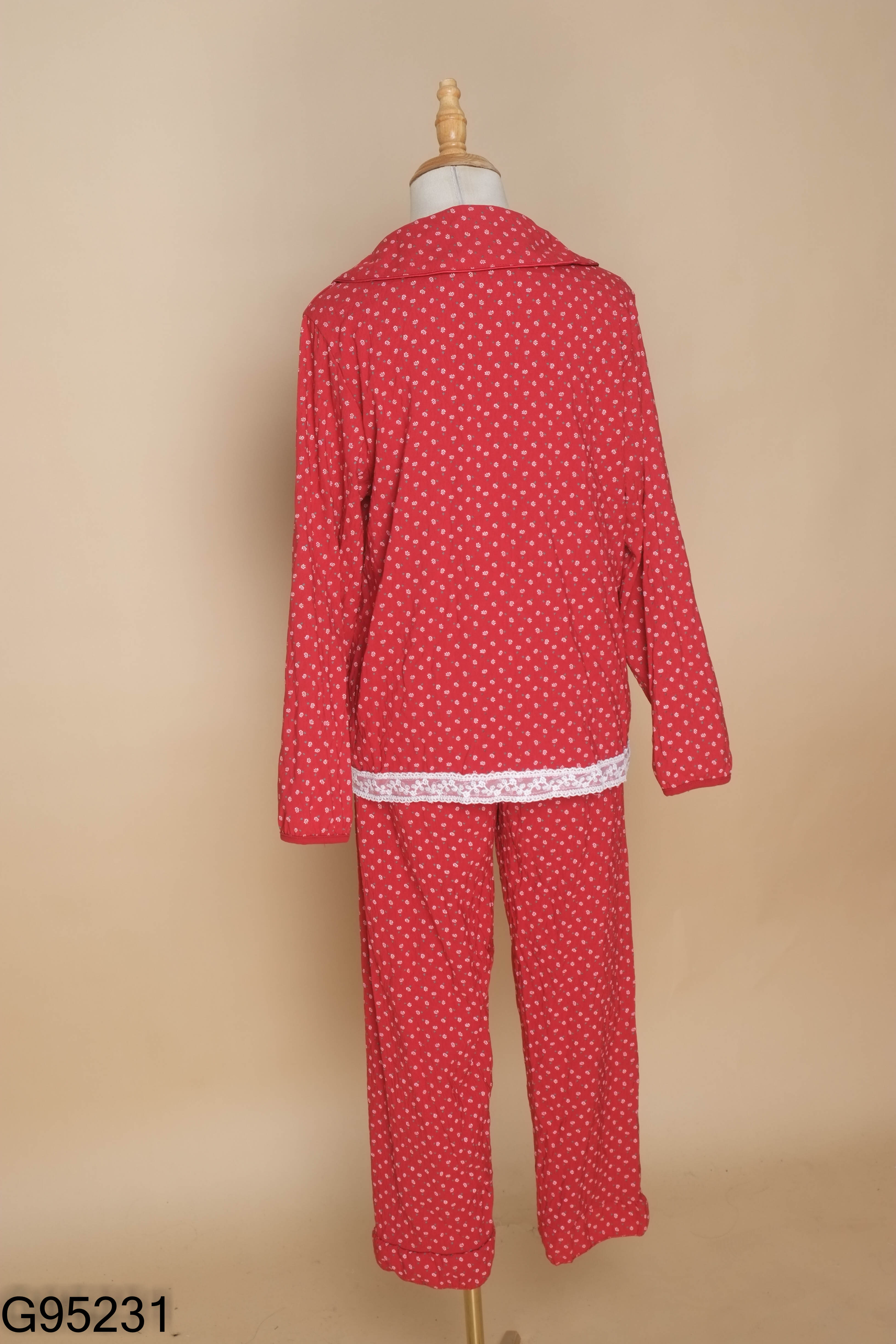 Set đồ ngủ đỏ hoa + quần