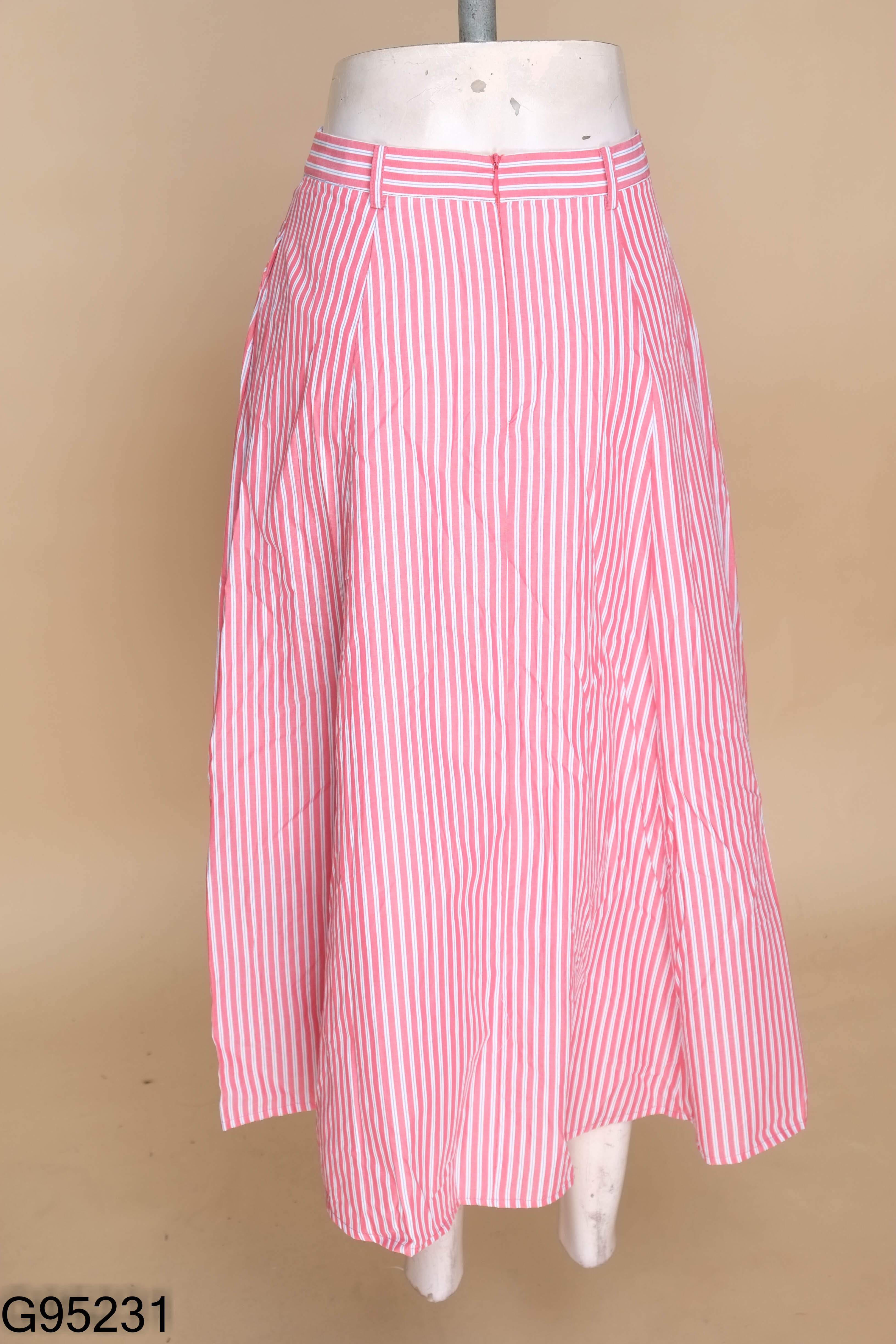 NEWTAG Chân váy ADORE DRESS đỏ sọc