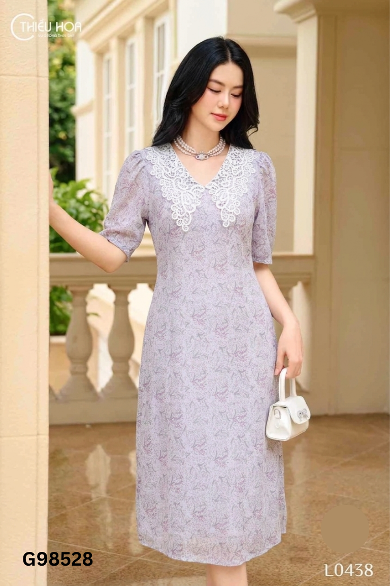 Váy xanh hoa EMSPO cổ sen trắng