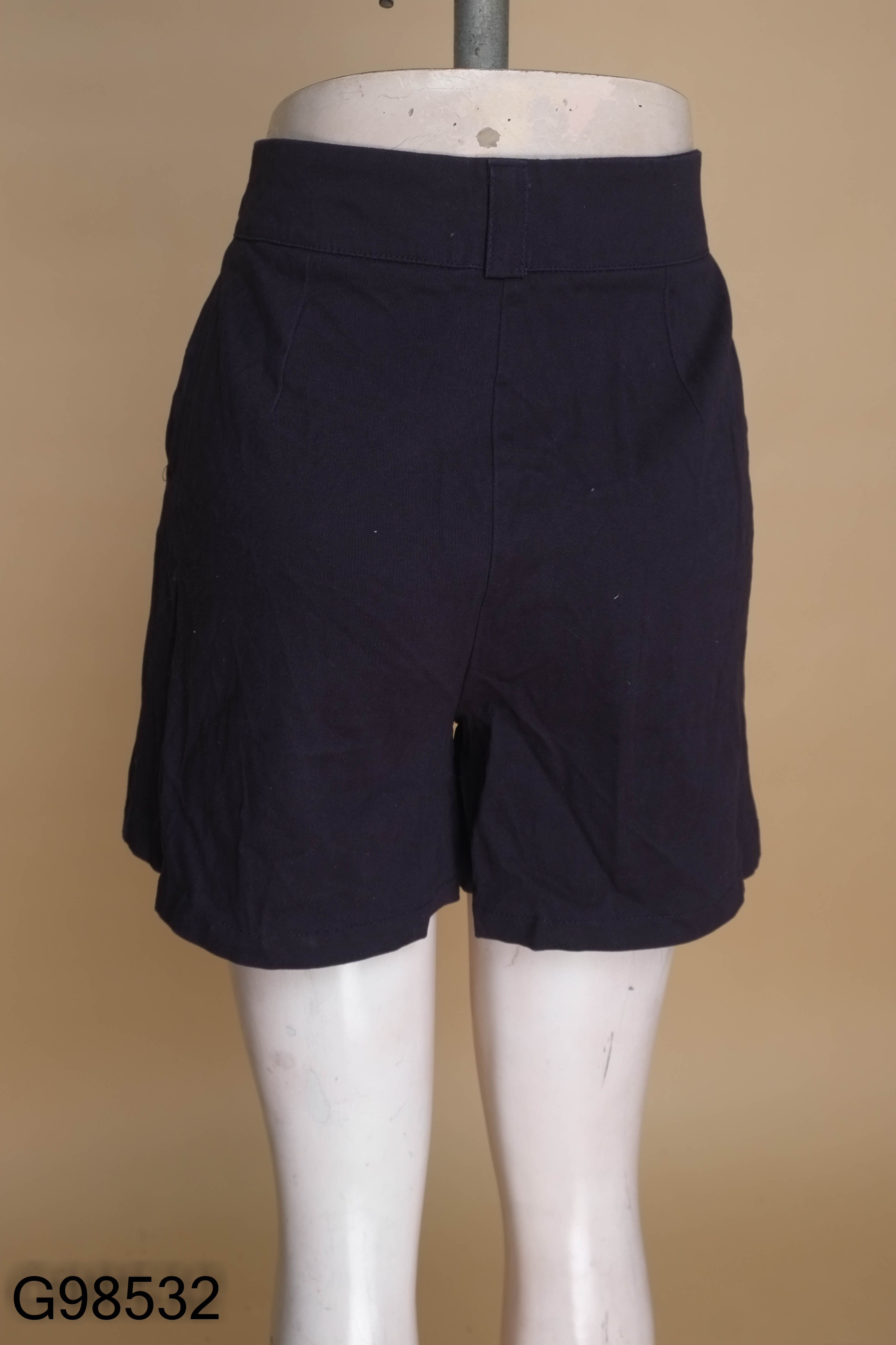 Quần short kaki xanh than