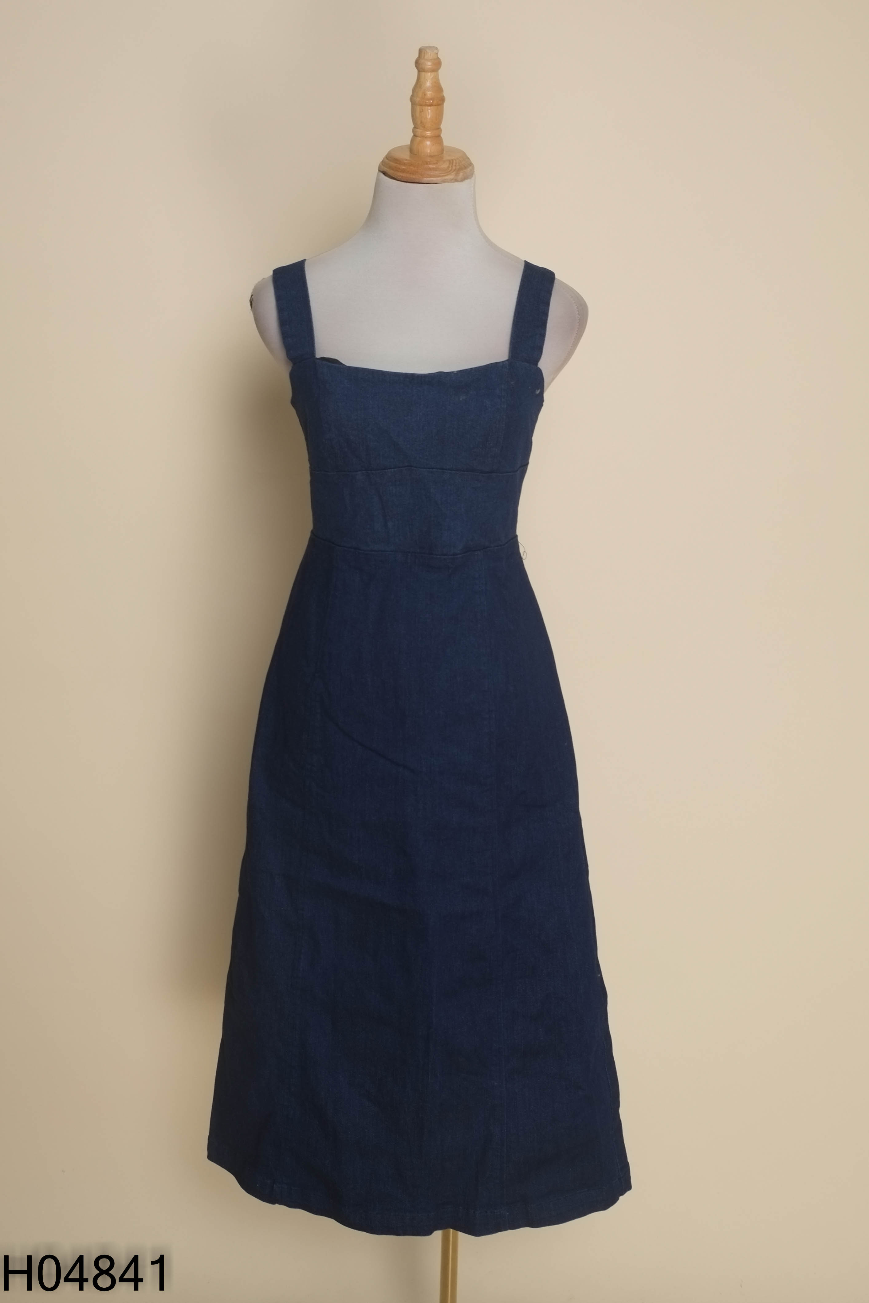 Váy jean xanh đậm NAKED hai dây