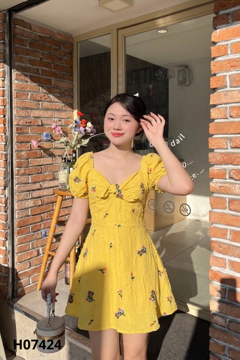 Váy COCOSIN vàng họa tiết hoa