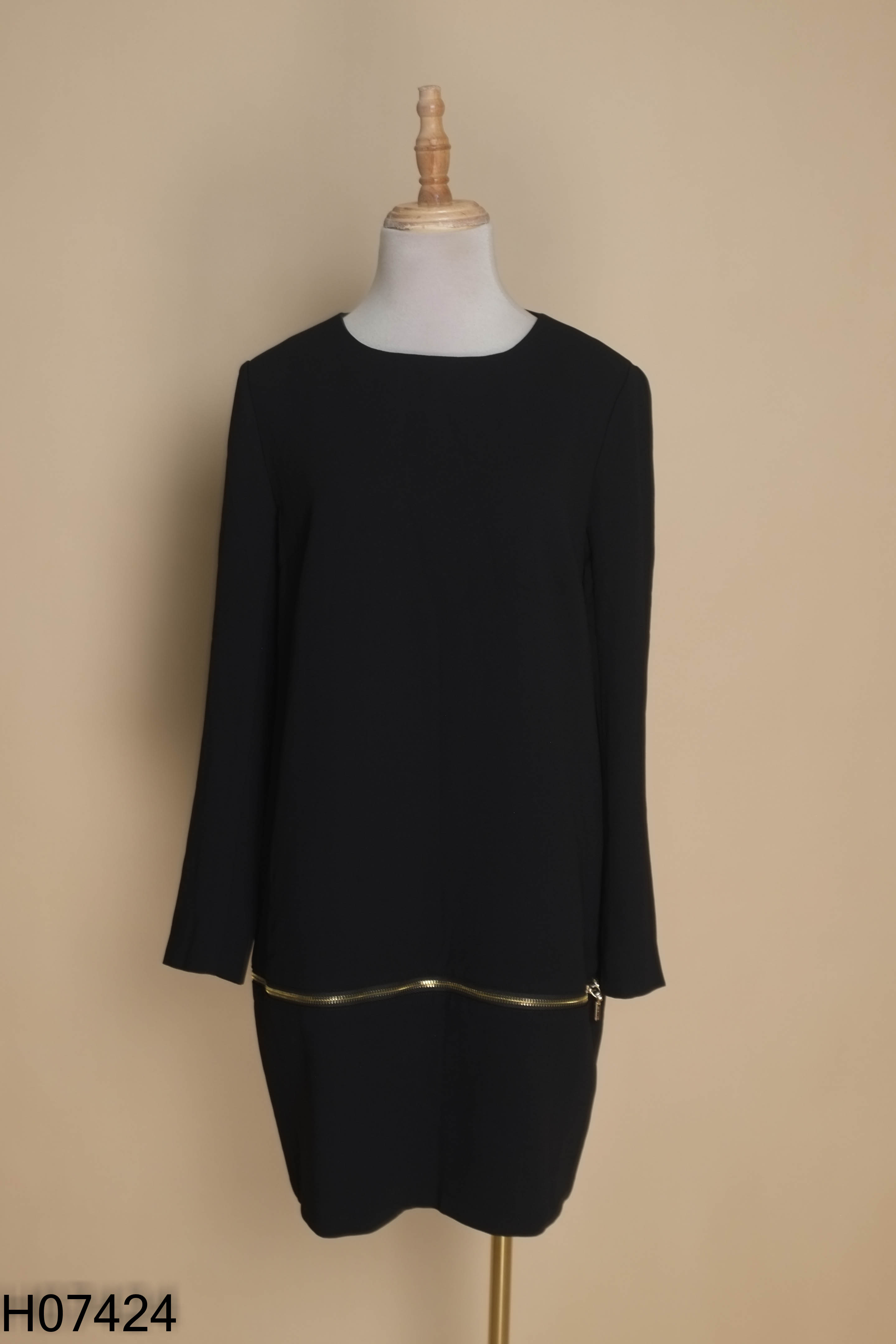 Váy ELISE đen dài tay