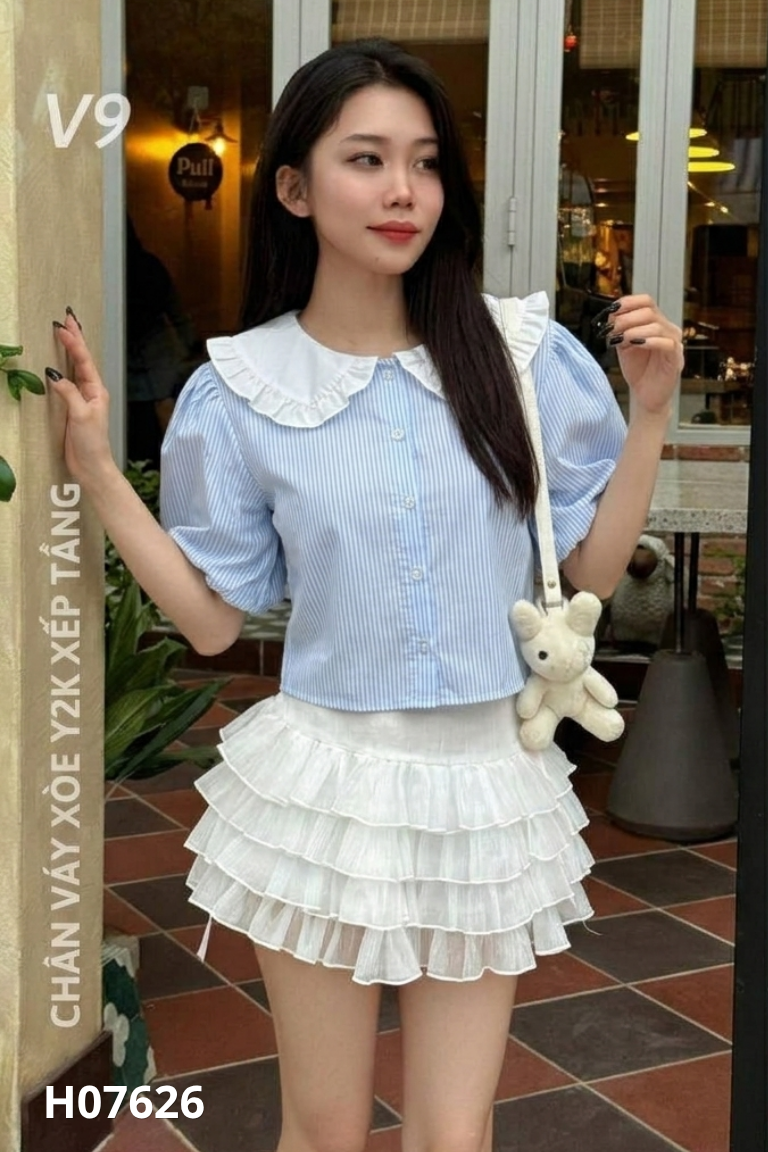 Áo xanh sọc cổ sen