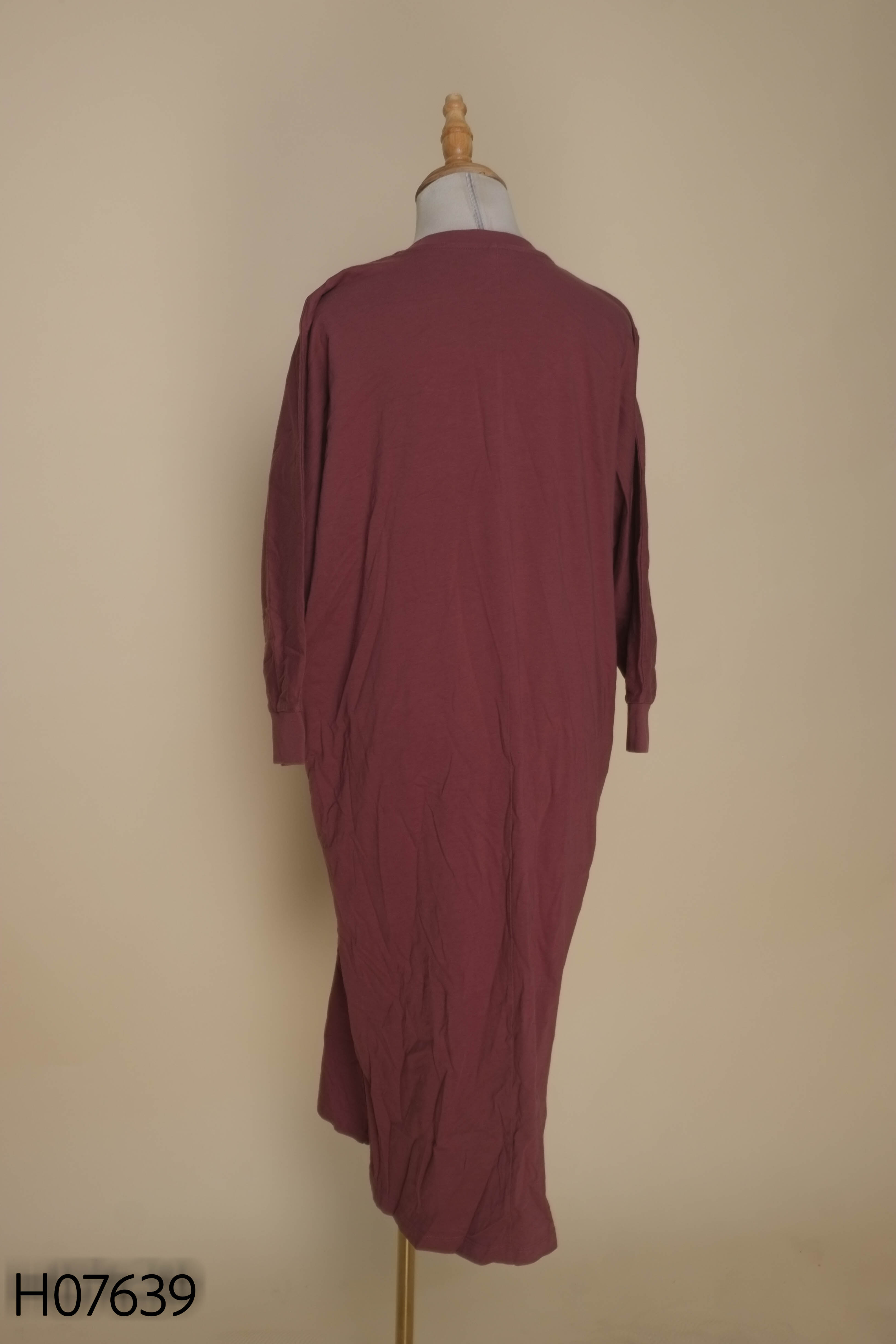 Váy UNIQLO tím trơn