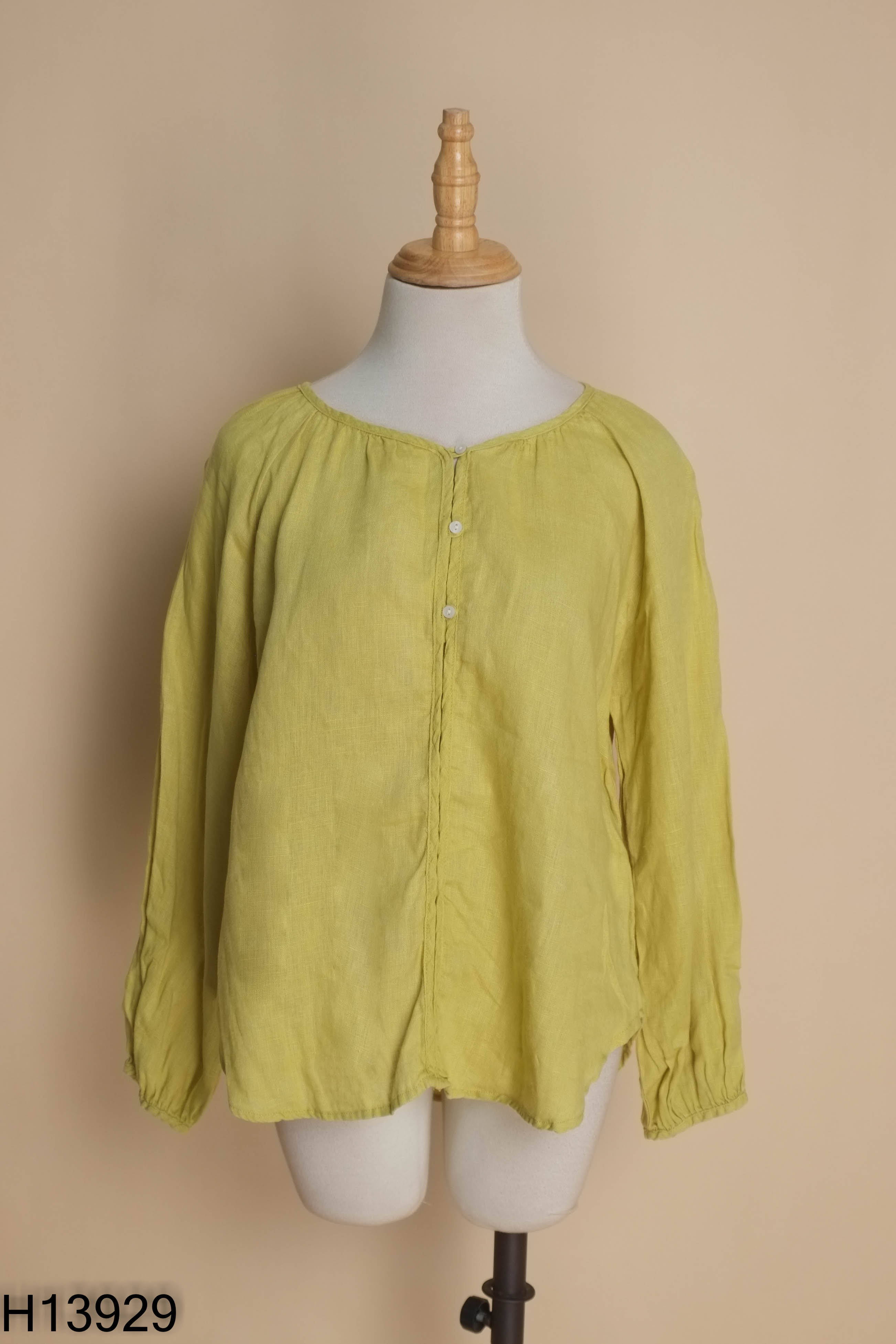 Áo ZARA linen xanh lá