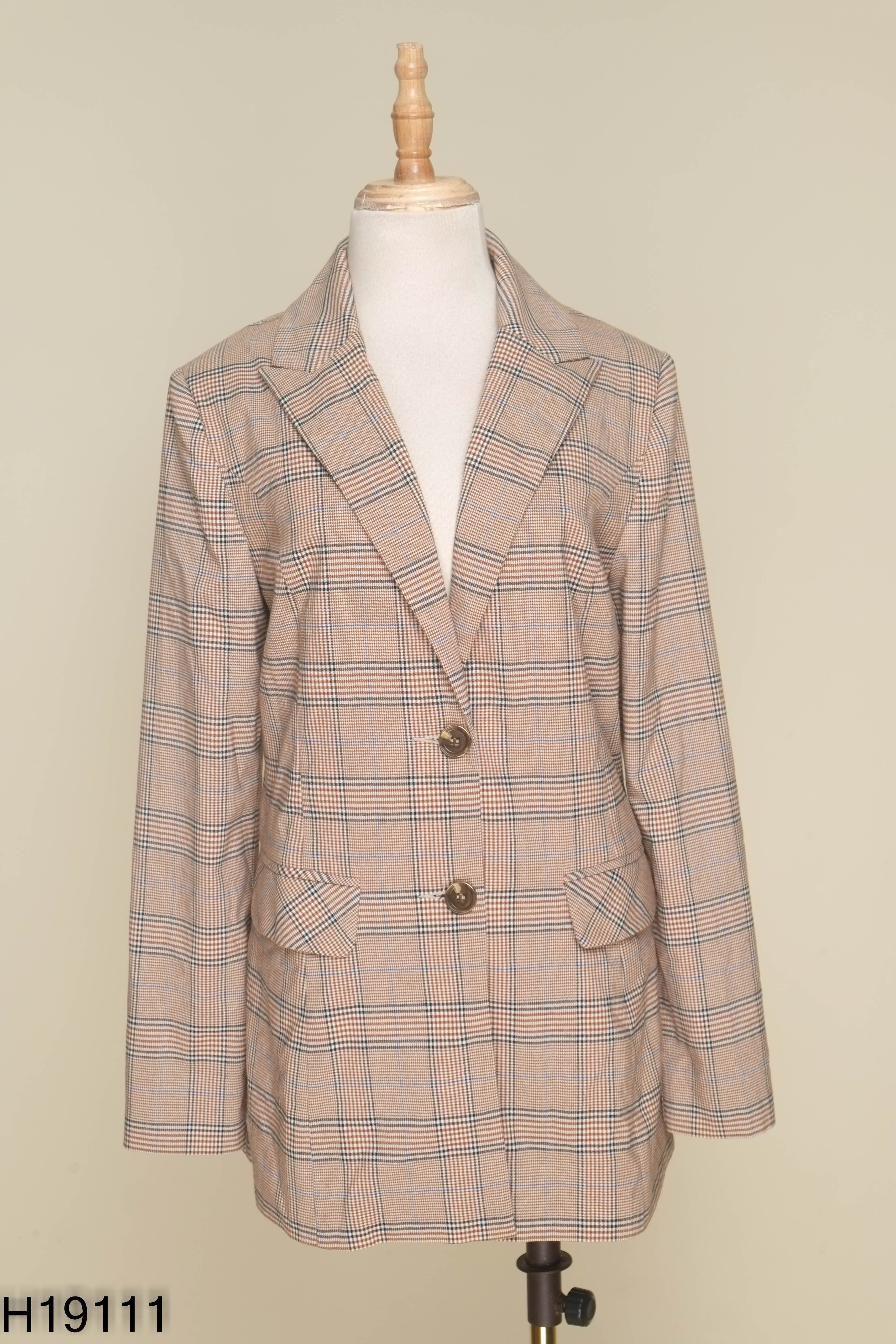 Áo vest nâu kẻ