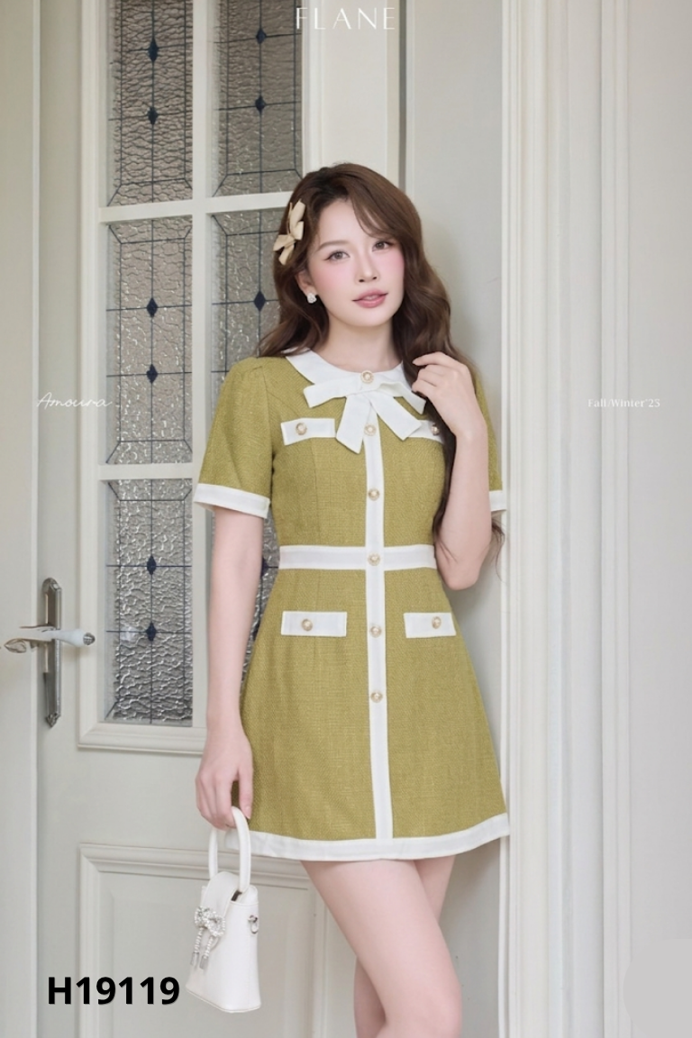 Váy MOD dạ xanh viền trắng
