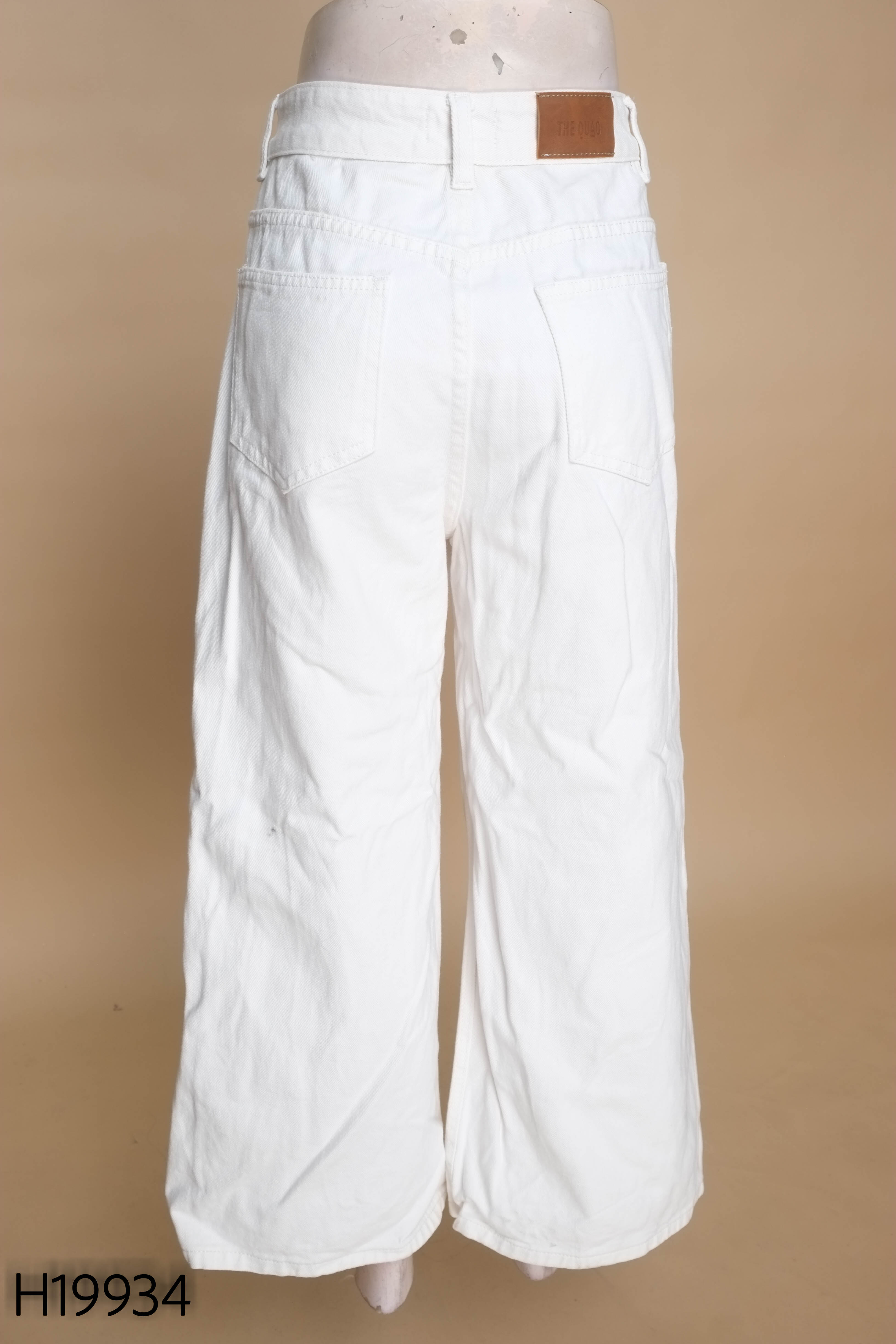 Quần jeans trắng THE QUAO dáng suông